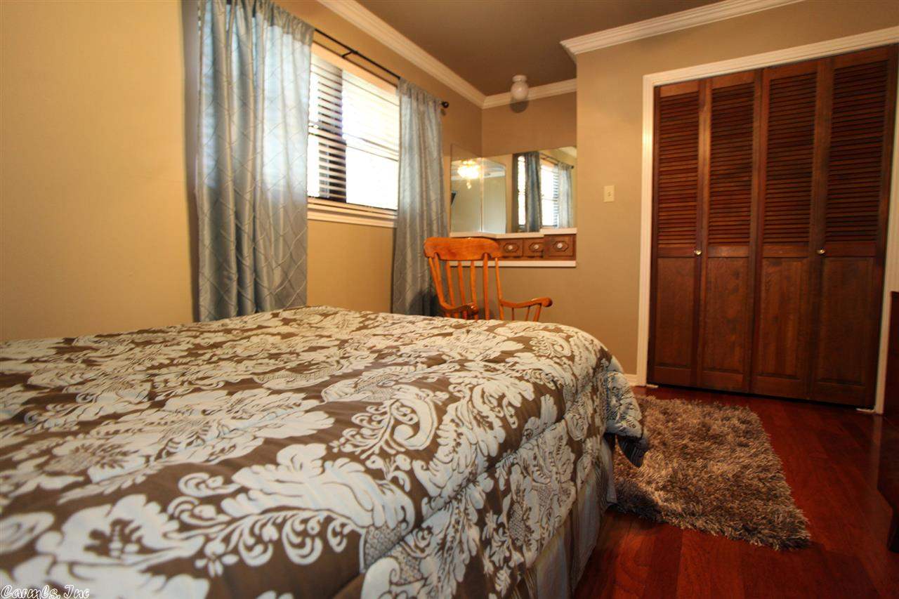 FOXWOOD J - Residential