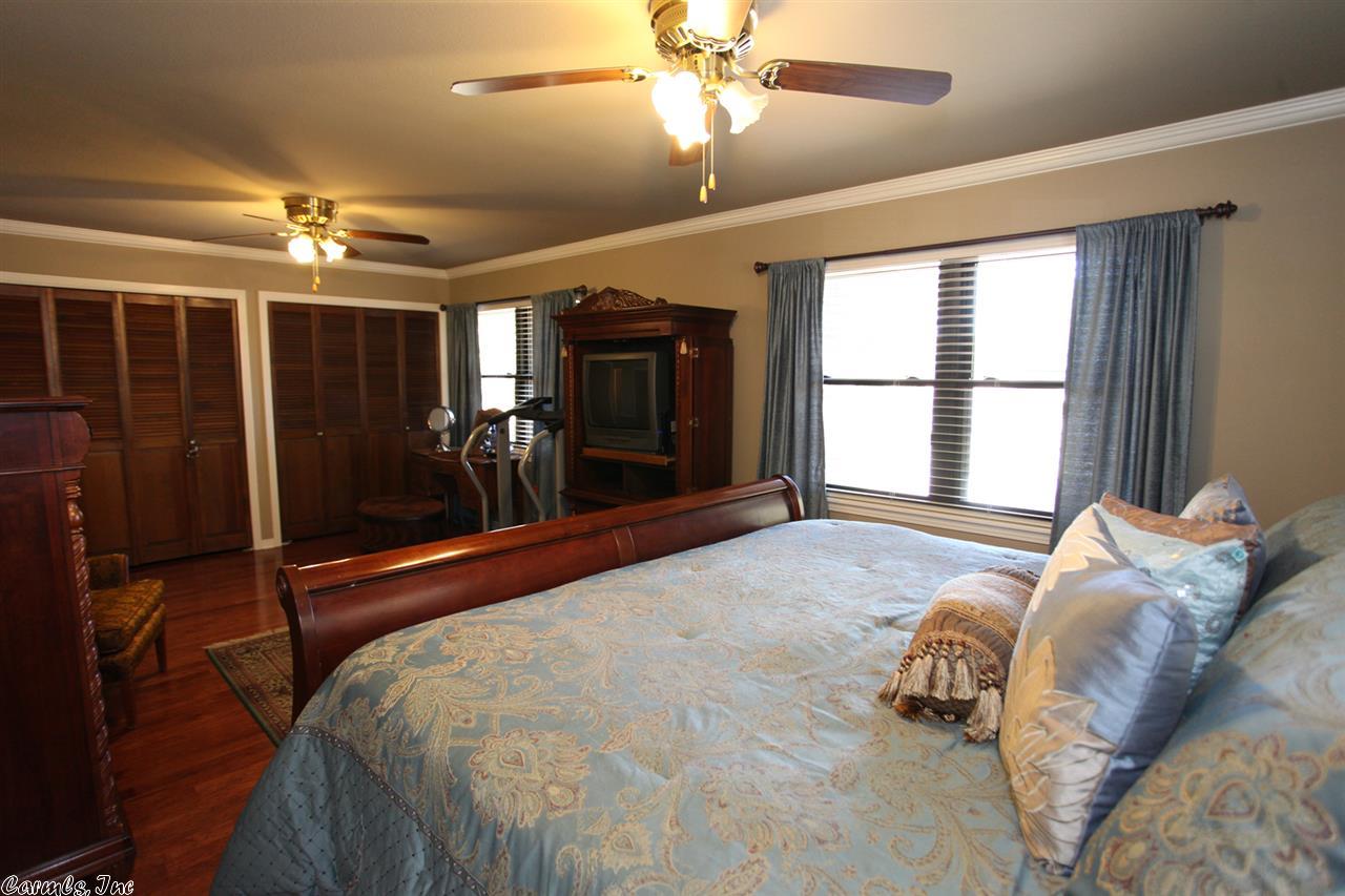 FOXWOOD J - Residential