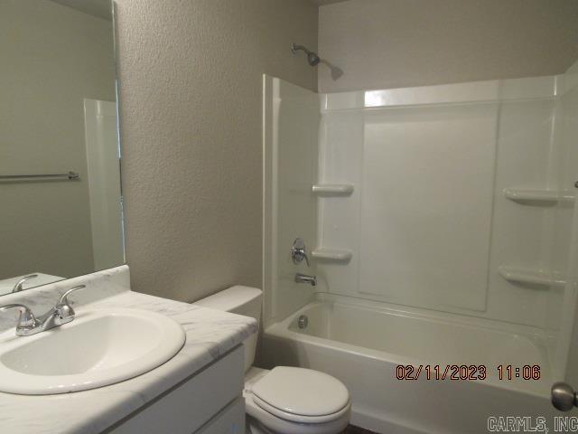 MUSEUM MEADOWS - Residential Lease