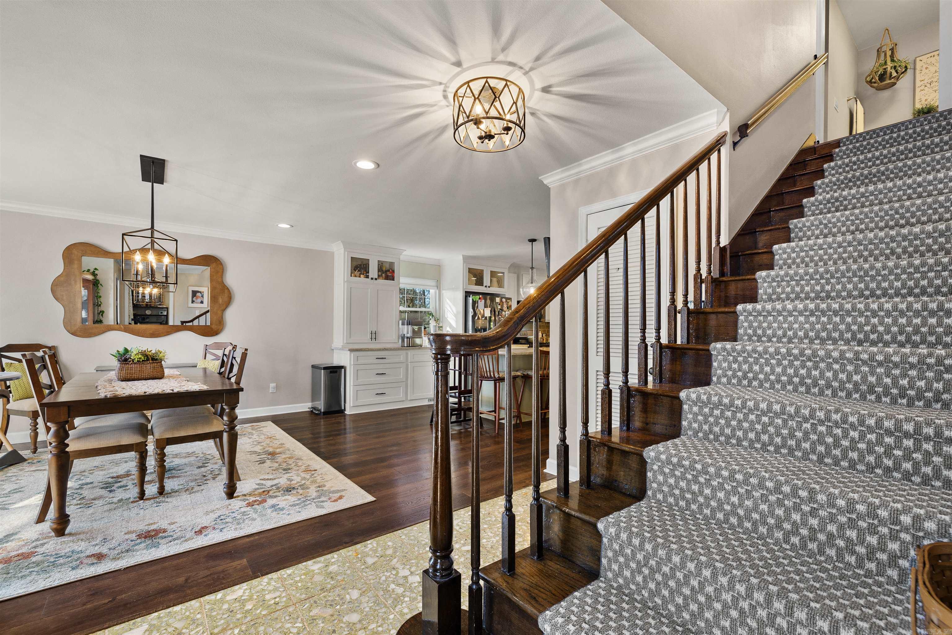 COLONY WEST - Residential