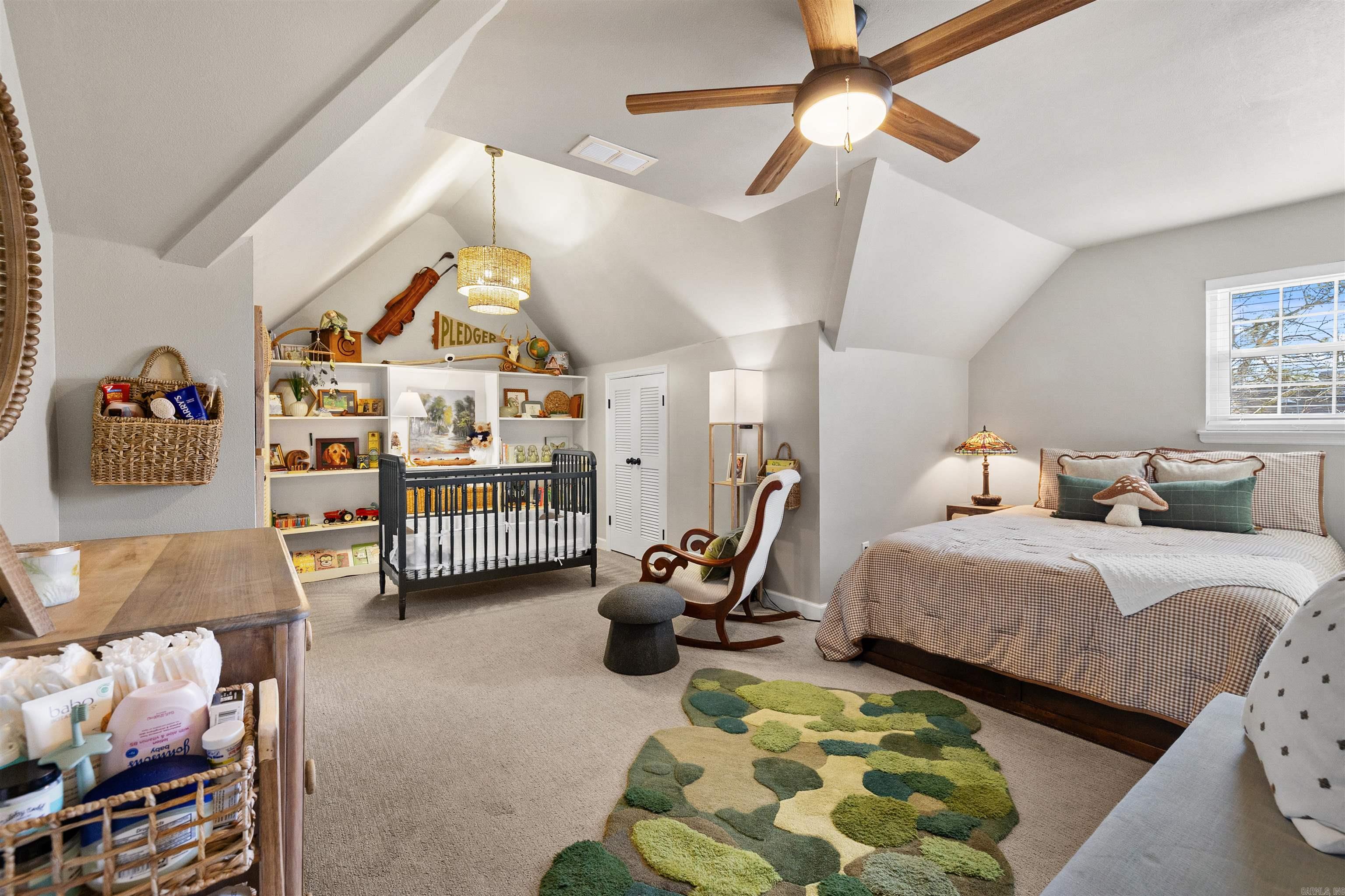 COLONY WEST - Residential