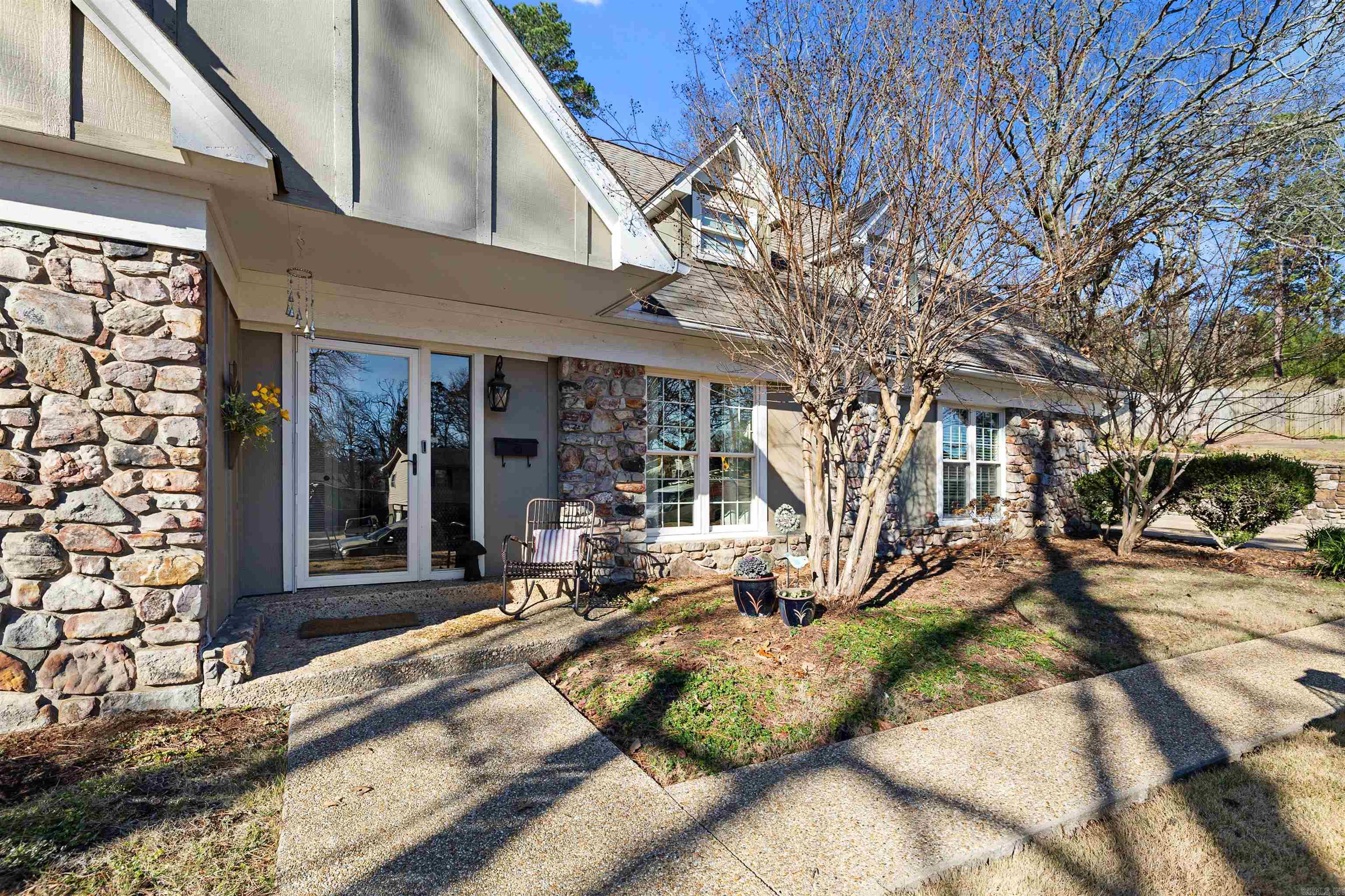 COLONY WEST - Residential