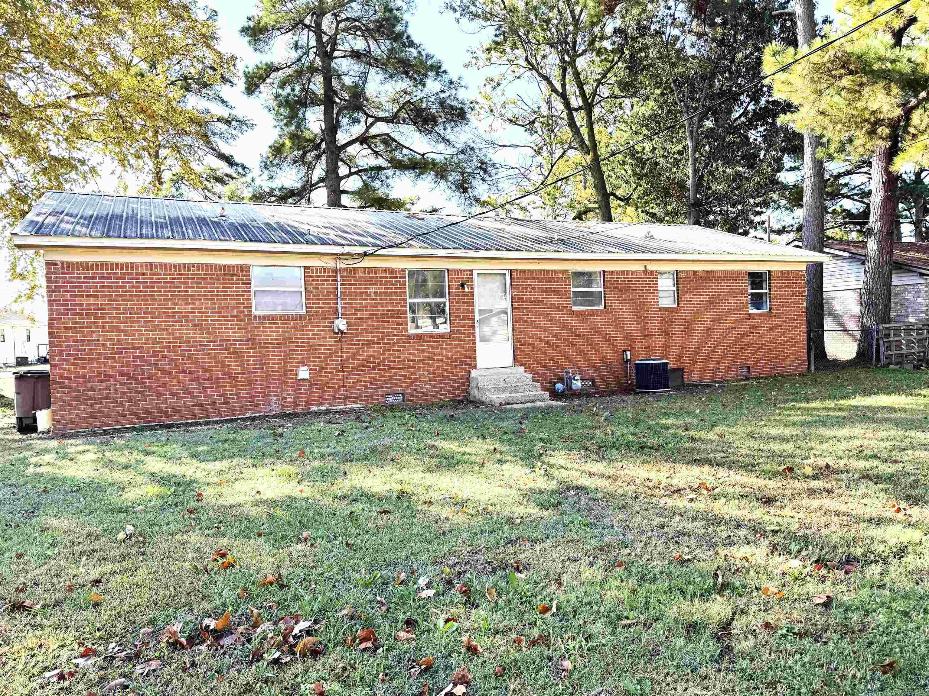 HOOPER ACRES - Residential