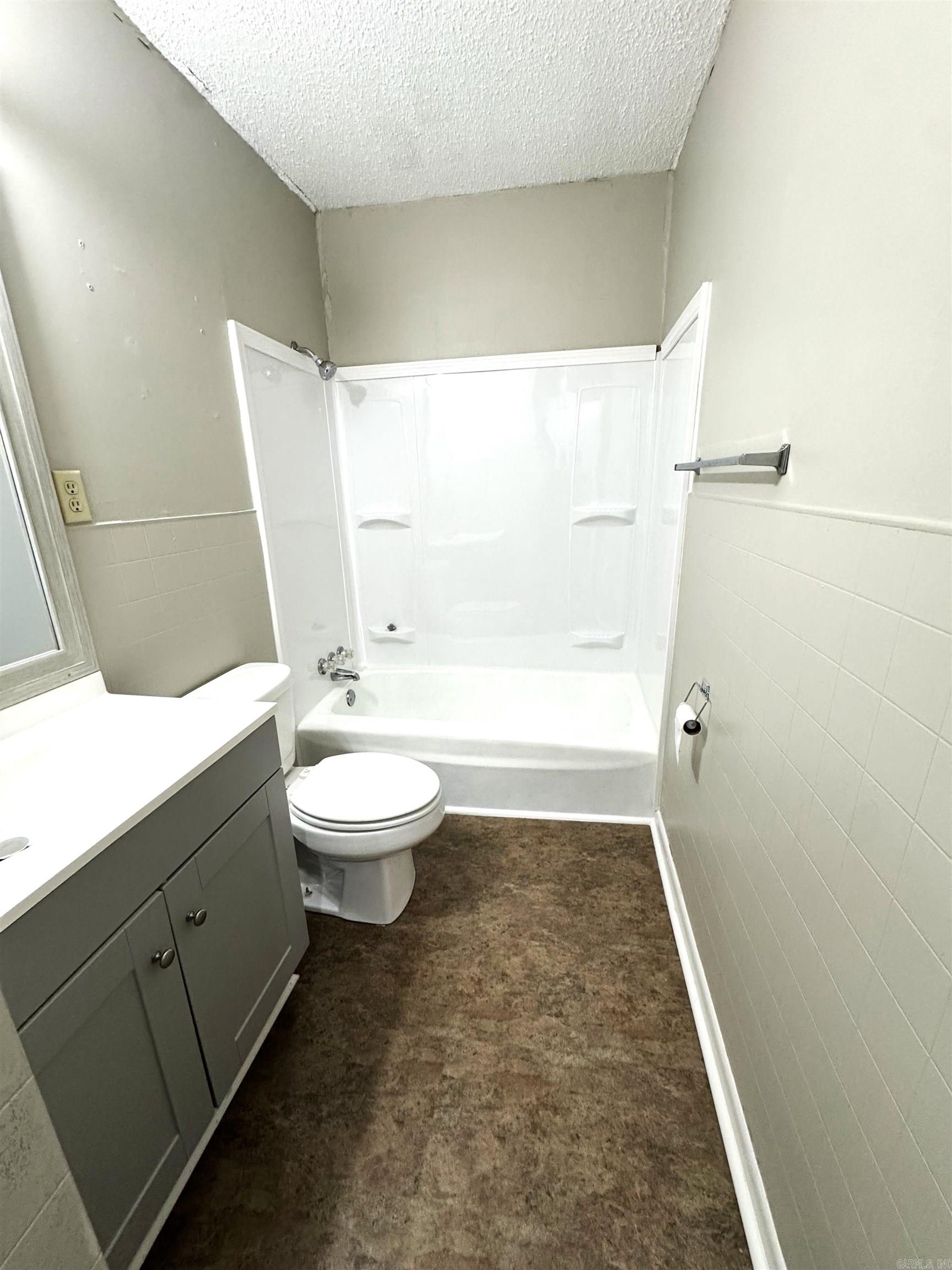 HOOPER ACRES - Residential