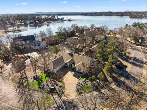 Photo of 7 Resplandor Loop, Hot Springs Village, AR 71909 (MLS # 26016256)