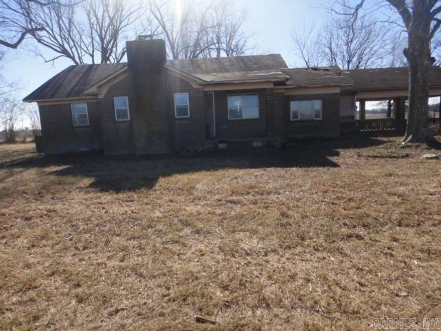 Pananramic view of rural countryside setting located near a well known duck hunting area. Brick house with plenty of space. Sits on over 1 acre of land. All initial offers must be submitted via PropOffers.com by the BUYER AGENT ONLY.