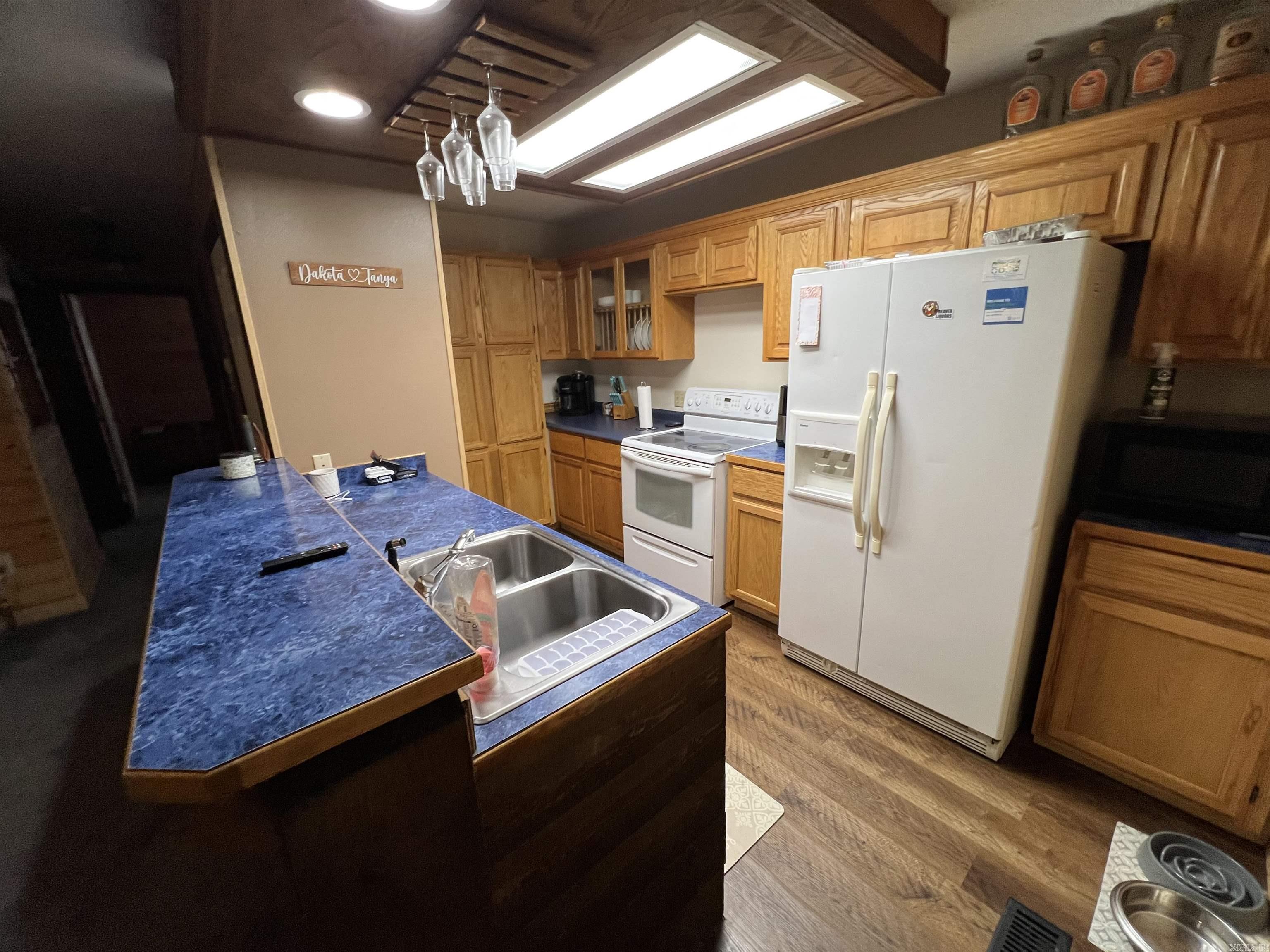 LAKEVIEW - Residential