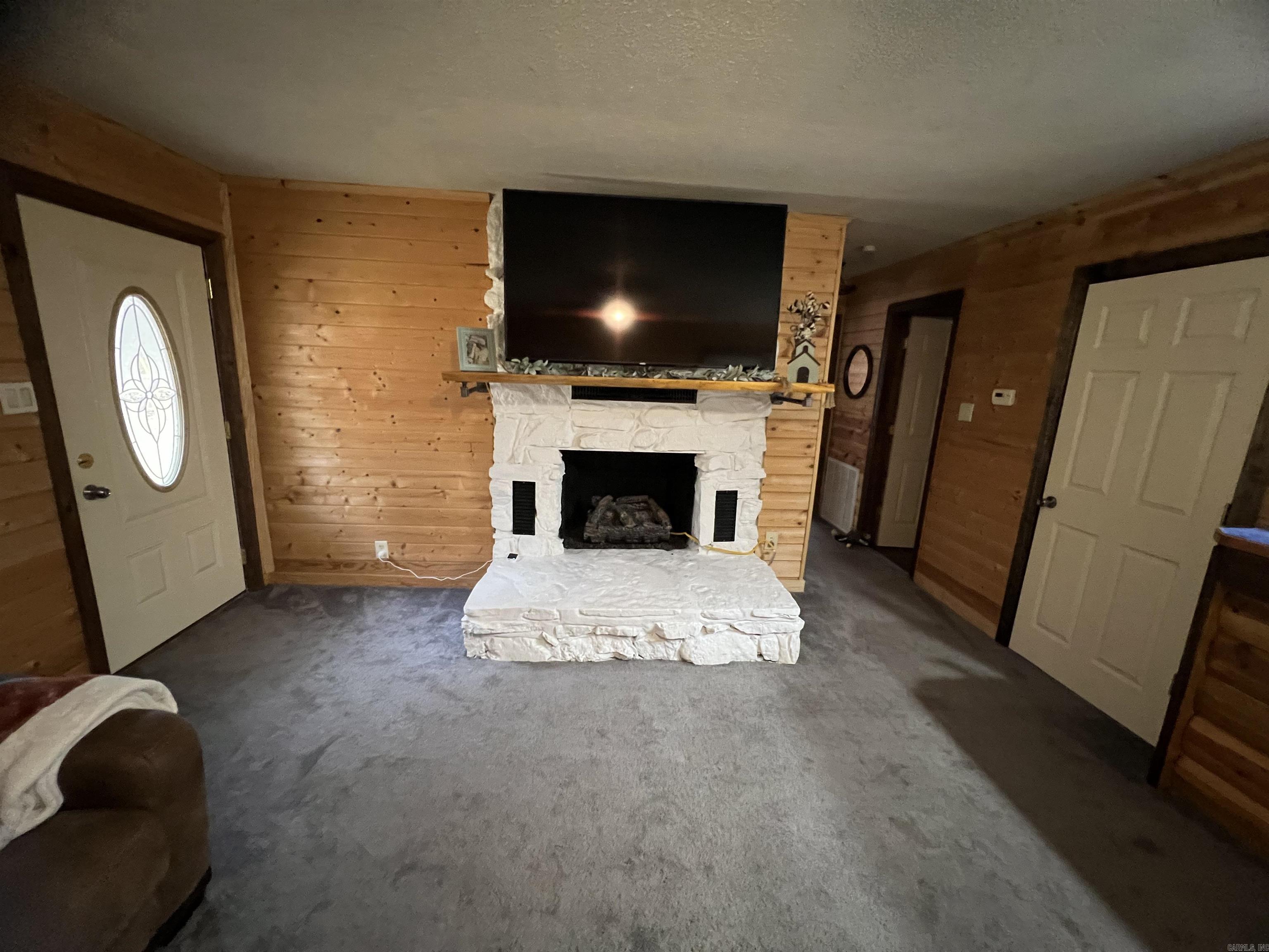 LAKEVIEW - Residential