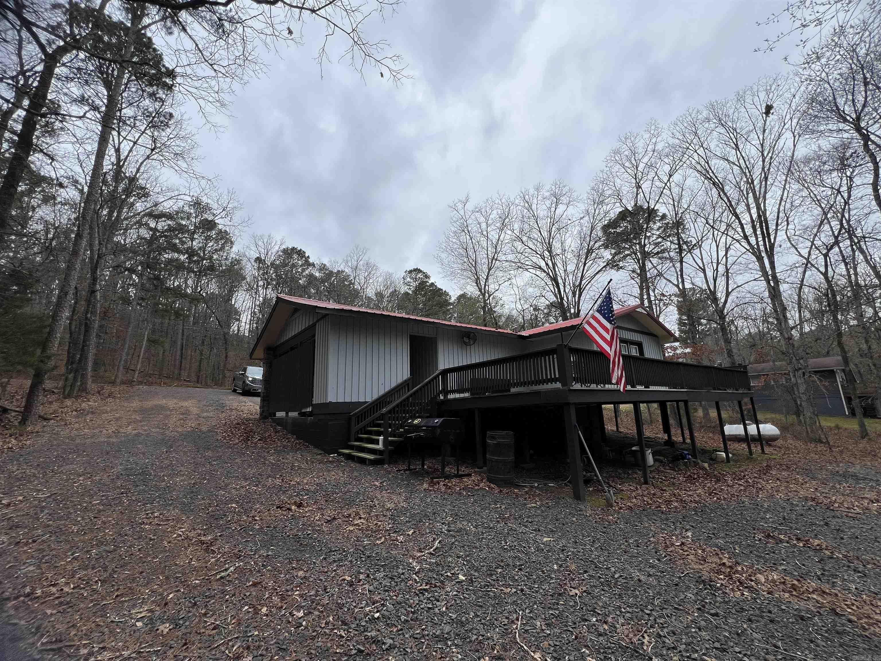 LAKEVIEW - Residential