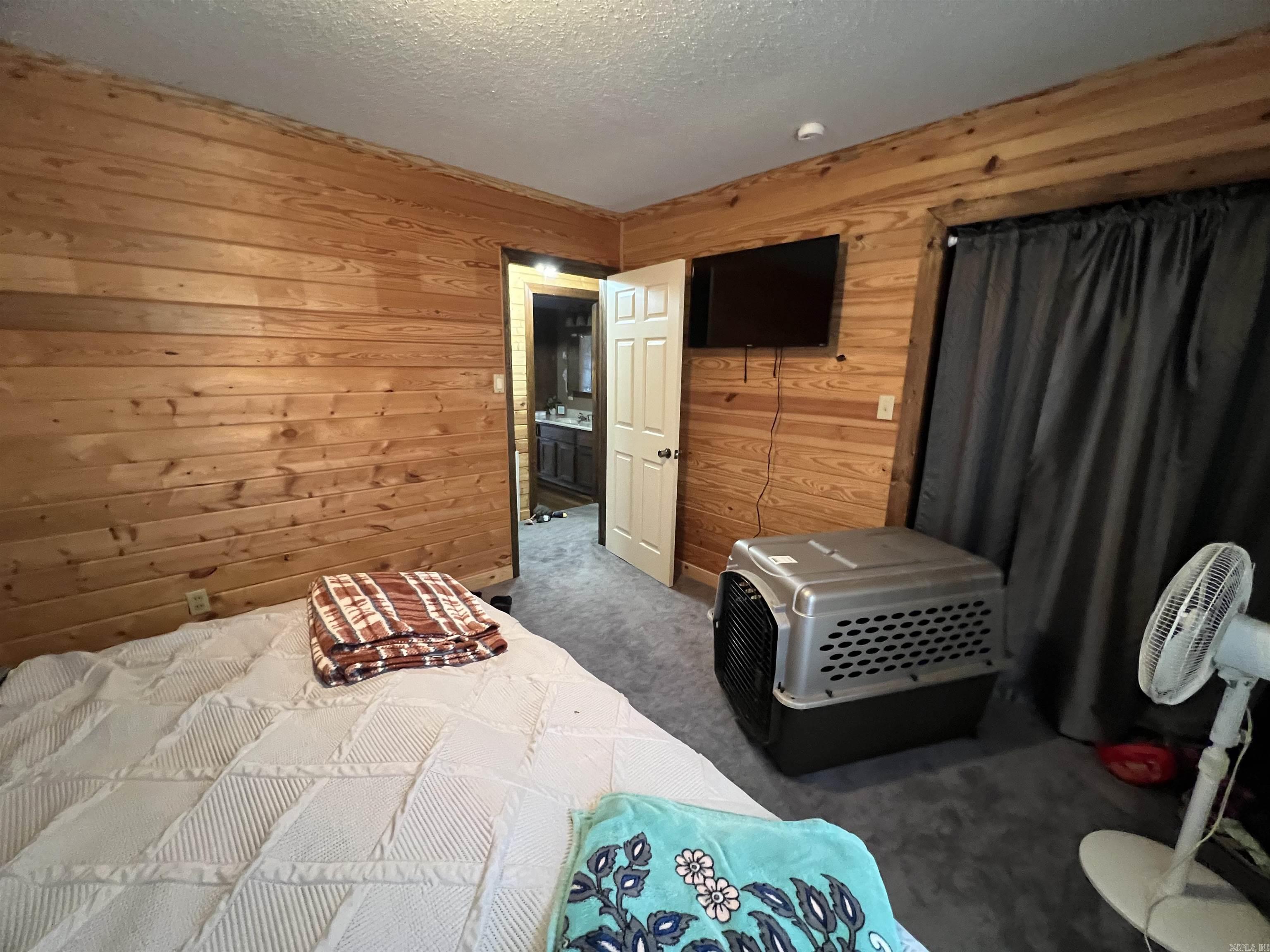 LAKEVIEW - Residential