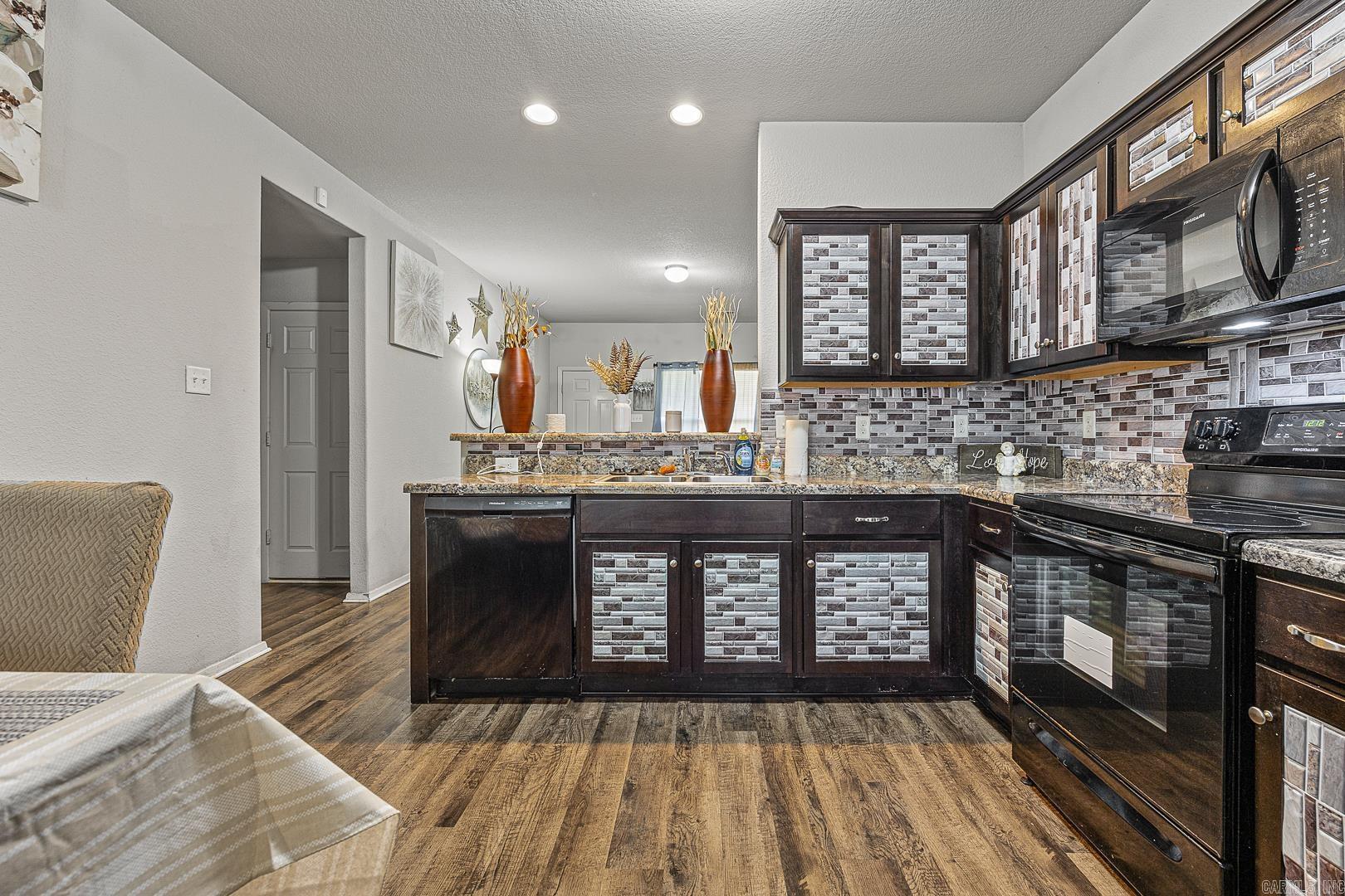 BROOKLAND HILLS - Residential