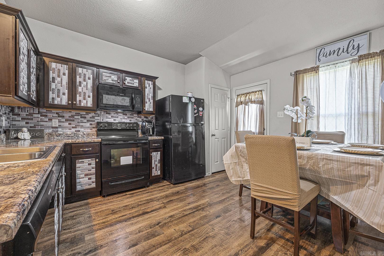 BROOKLAND HILLS - Residential