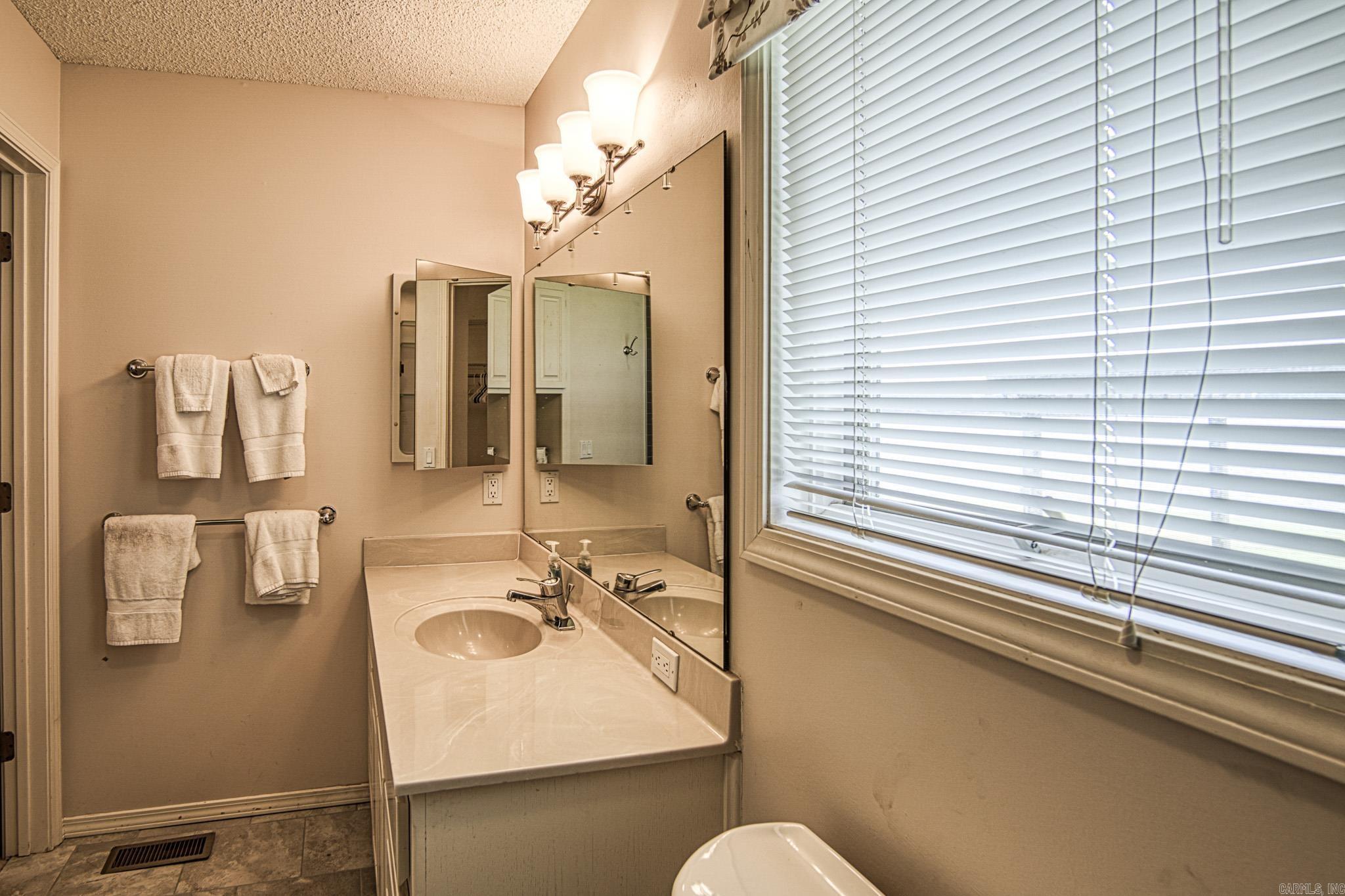 LEVANTINO - Residential