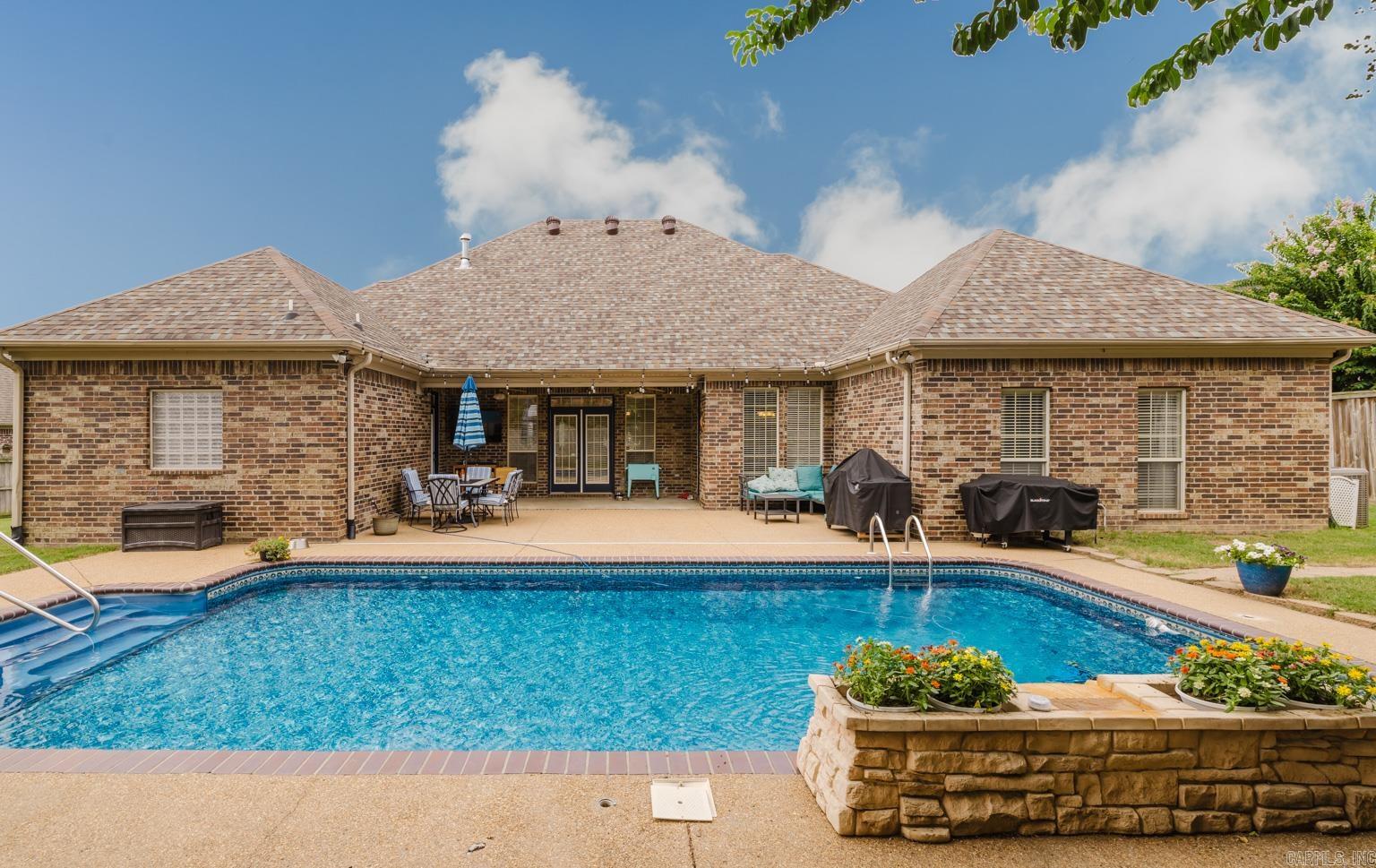 WESTPOINTE - Residential