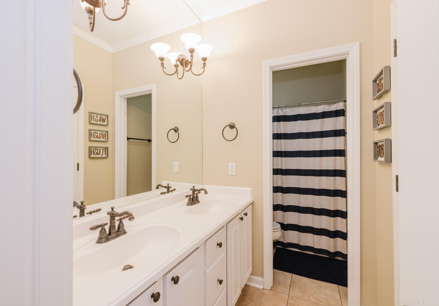 WESTPOINTE - Residential