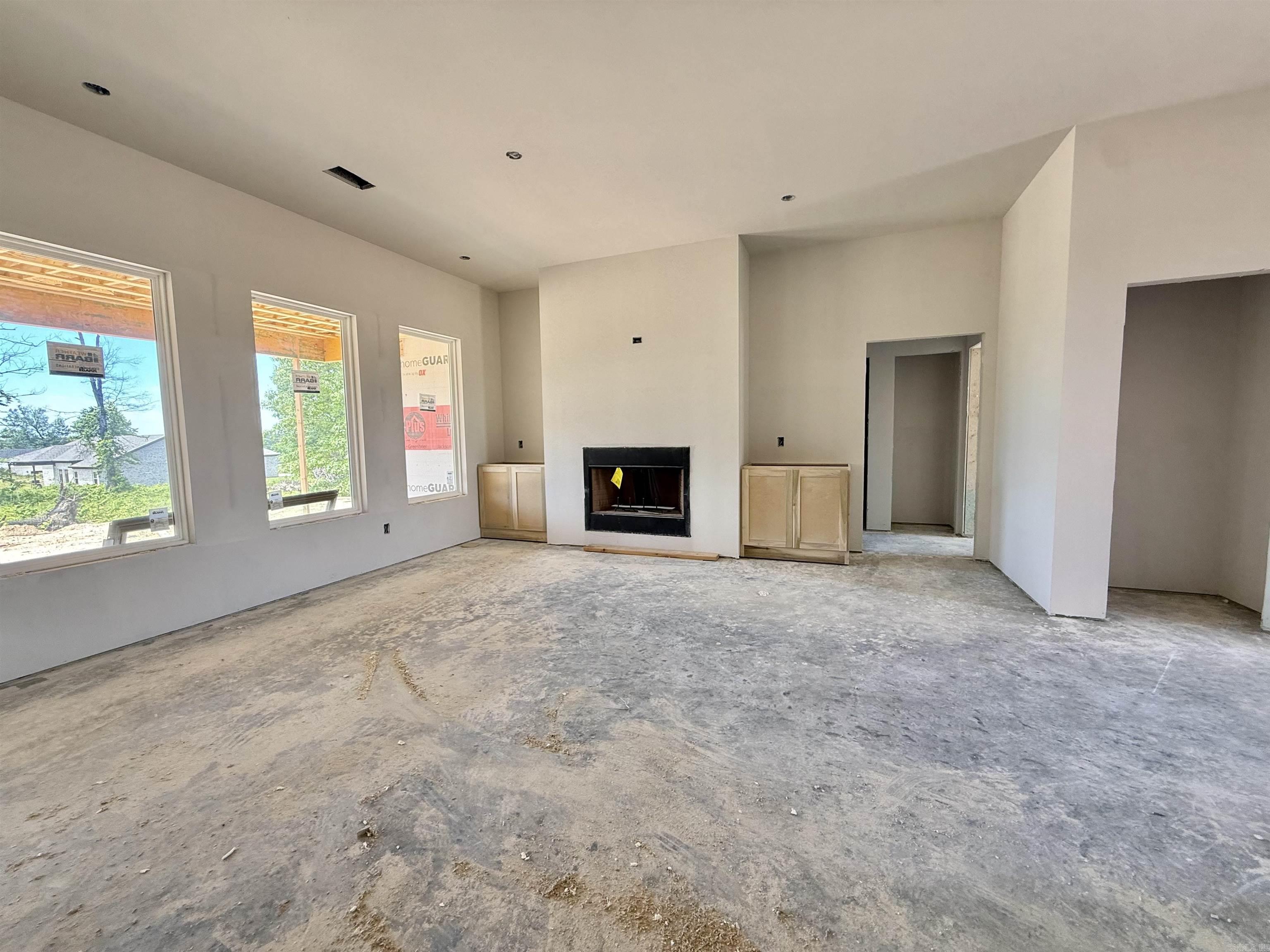 PLANTATION HILLS - Residential