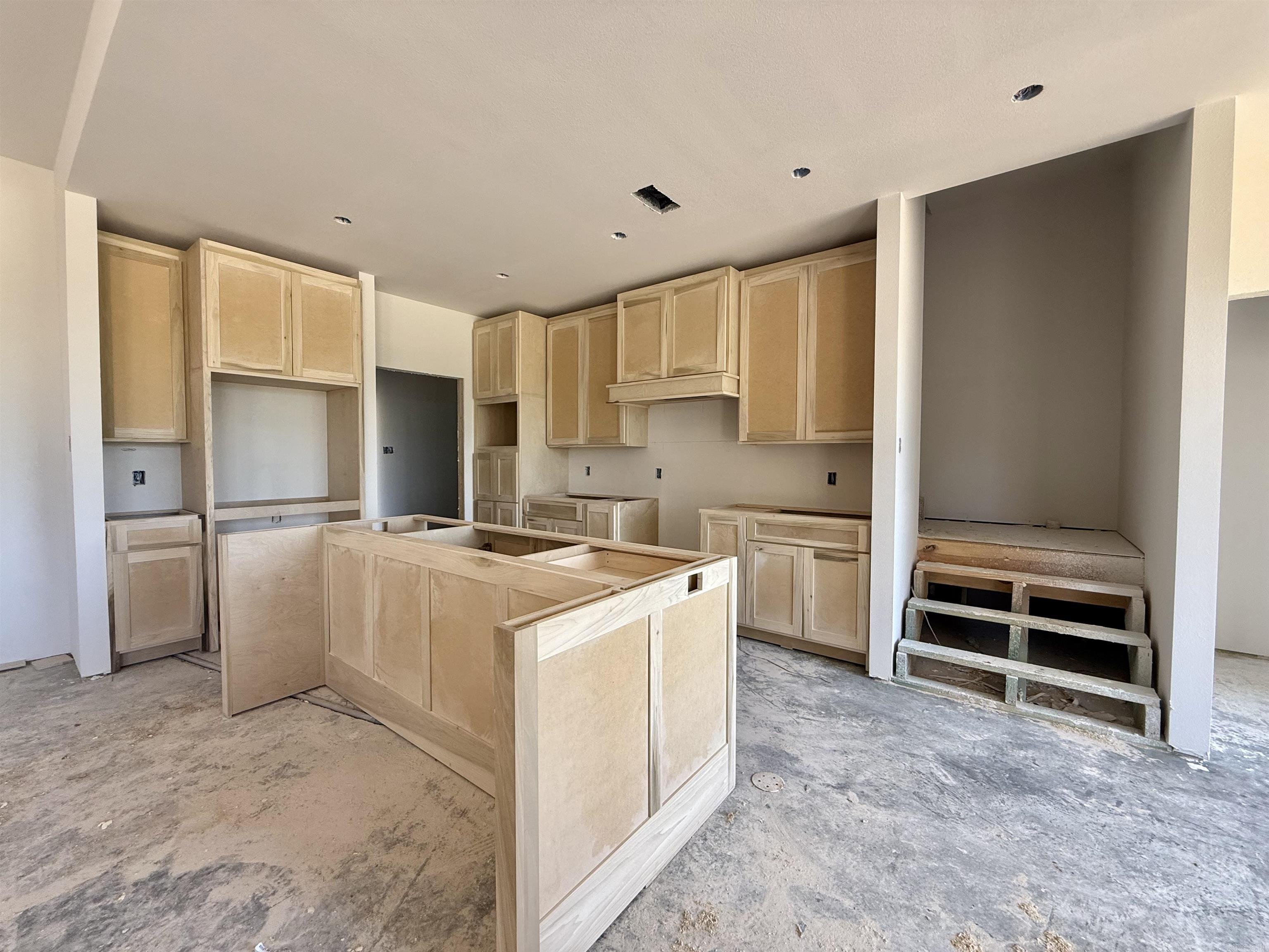 PLANTATION HILLS - Residential