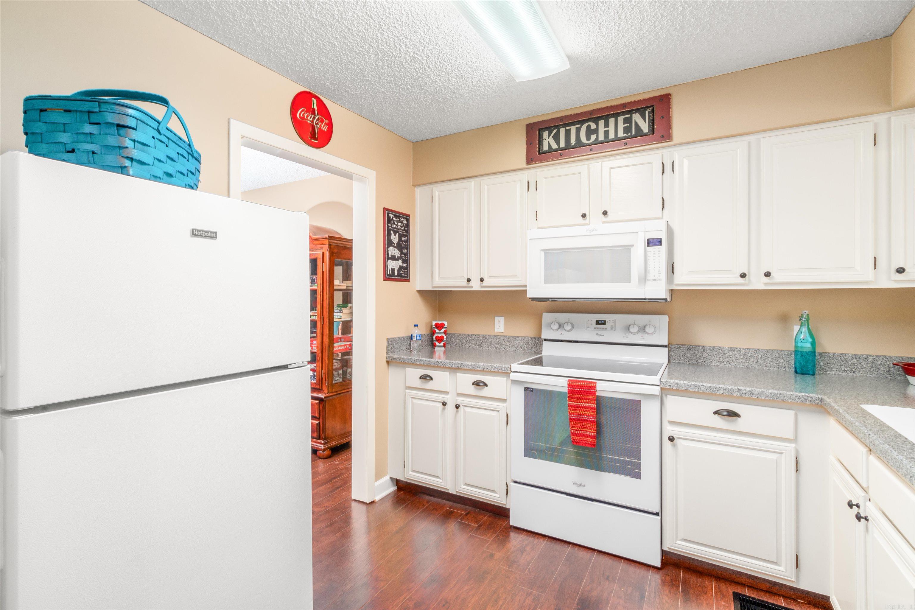 Madrid Courts - Residential