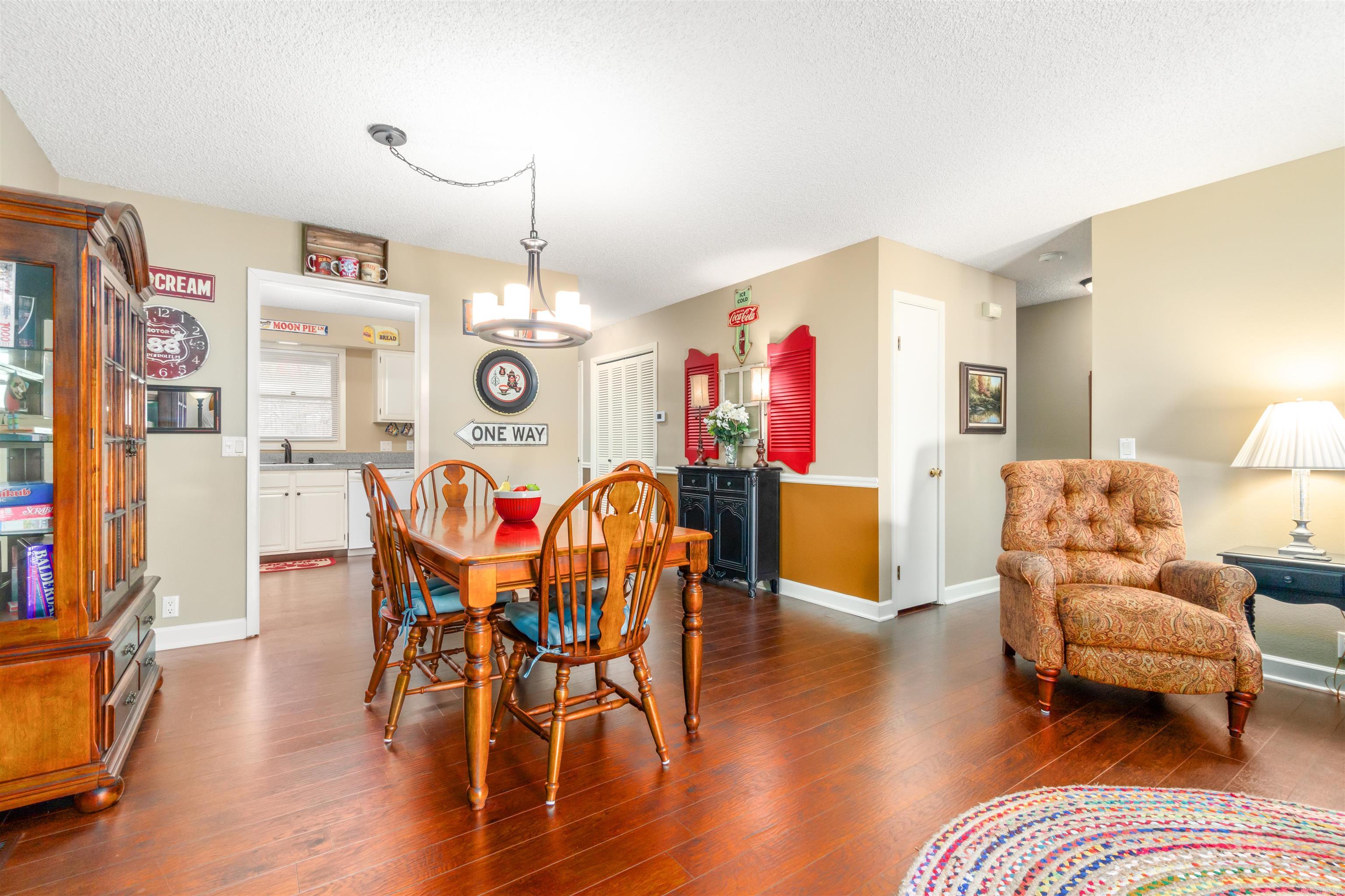 Madrid Courts - Residential