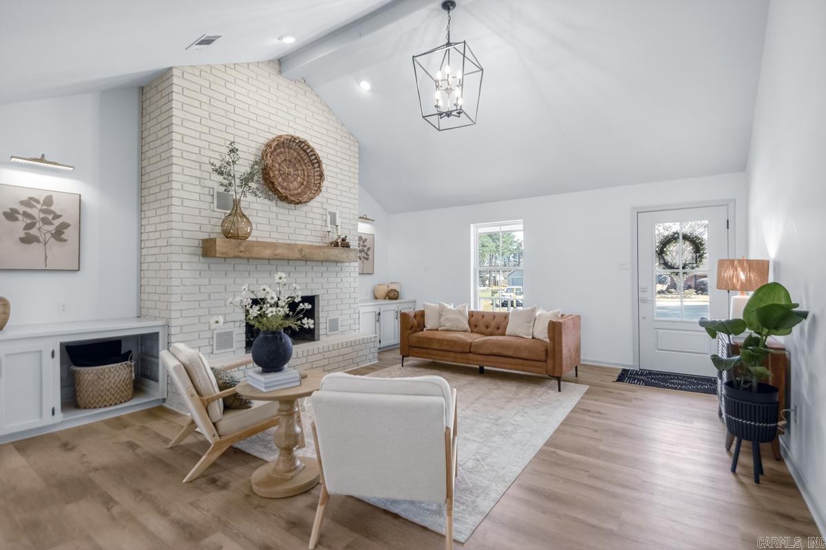 STONEWALL - Residential