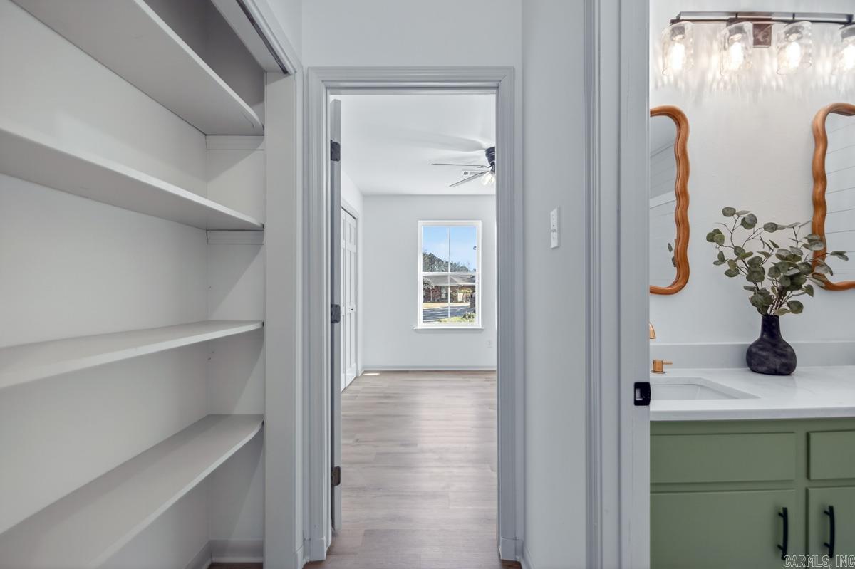 STONEWALL - Residential