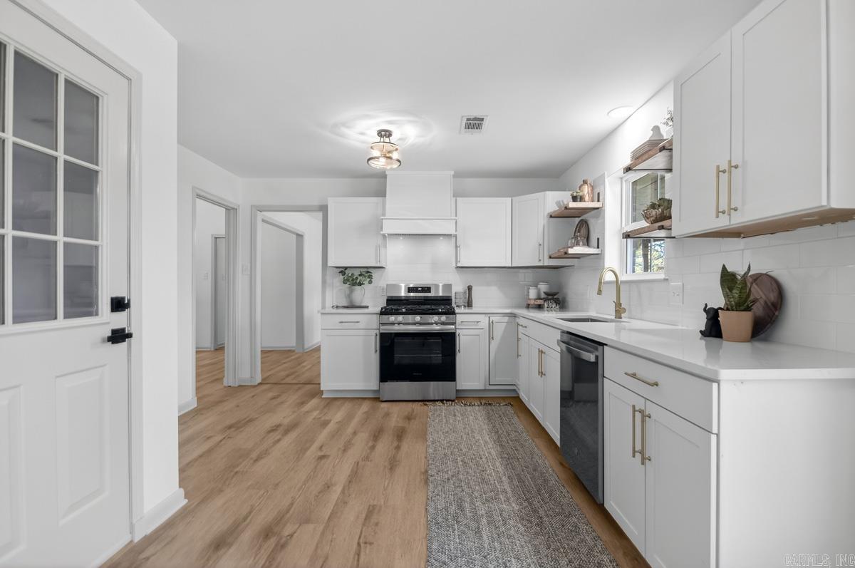 STONEWALL - Residential