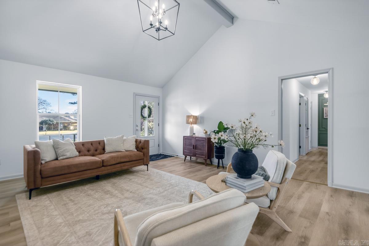 STONEWALL - Residential