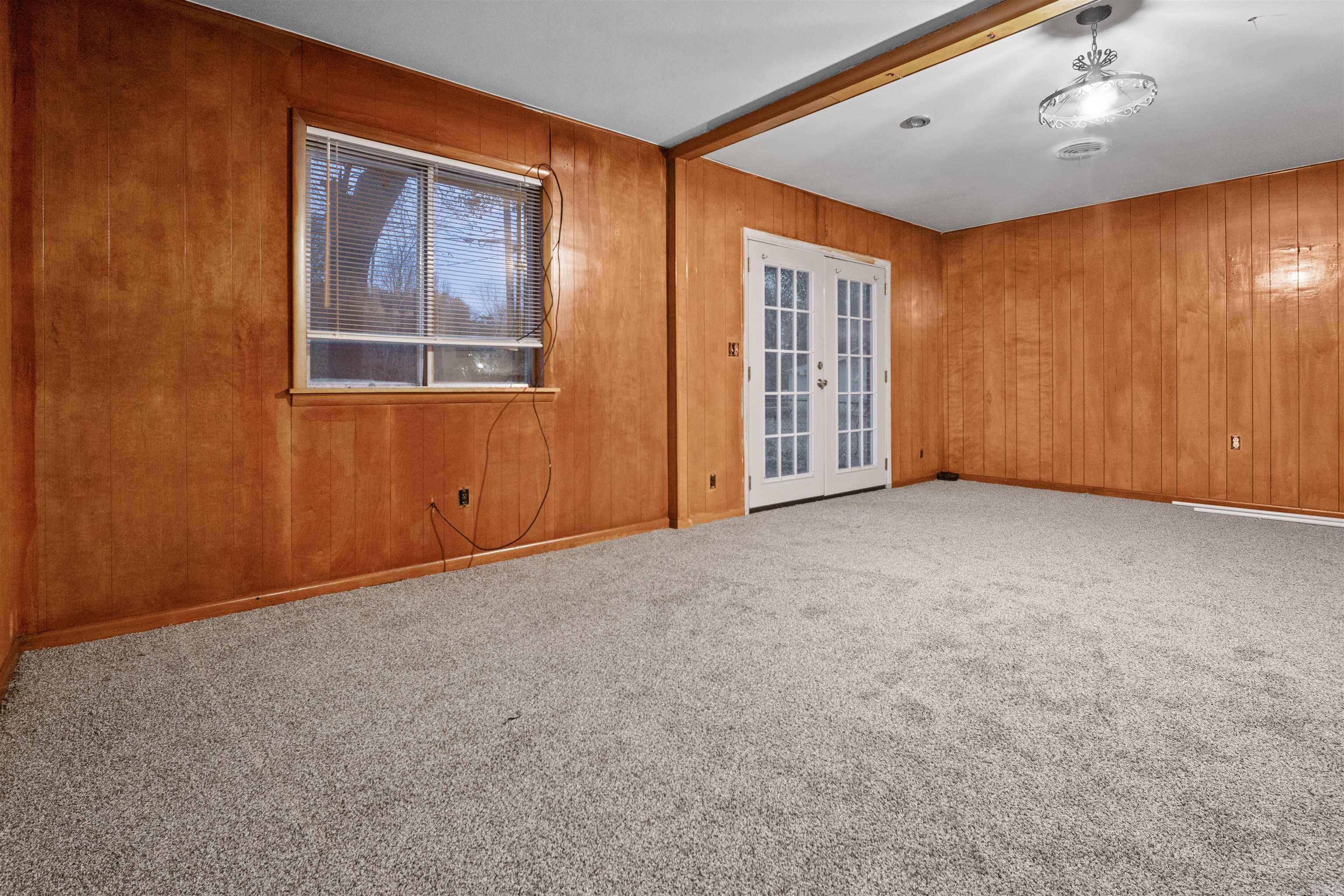 BROWNS - Residential