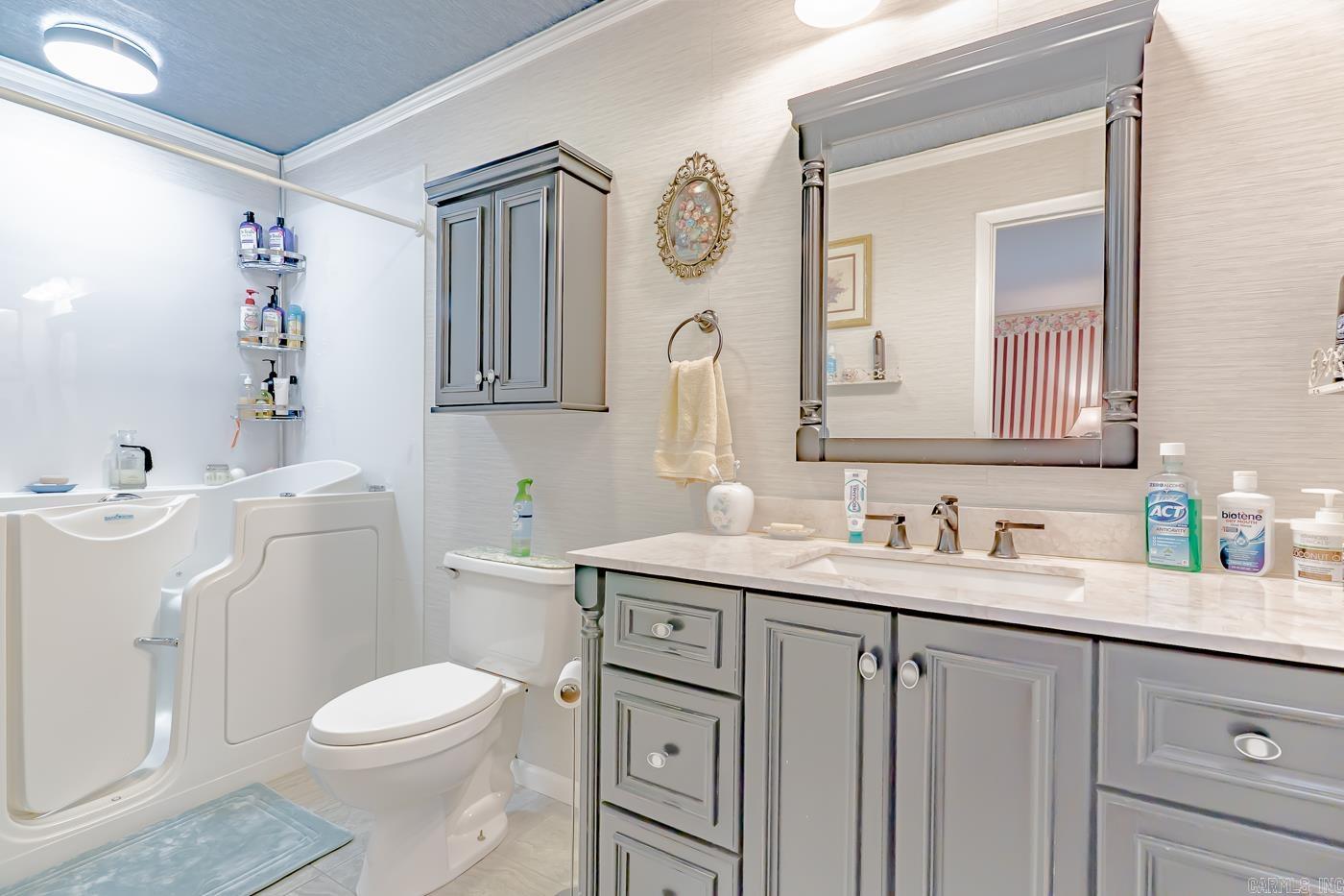 CROWN ADDITION - Residential