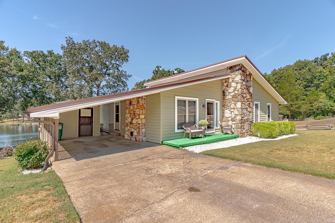 CROWN ADDITION - Residential