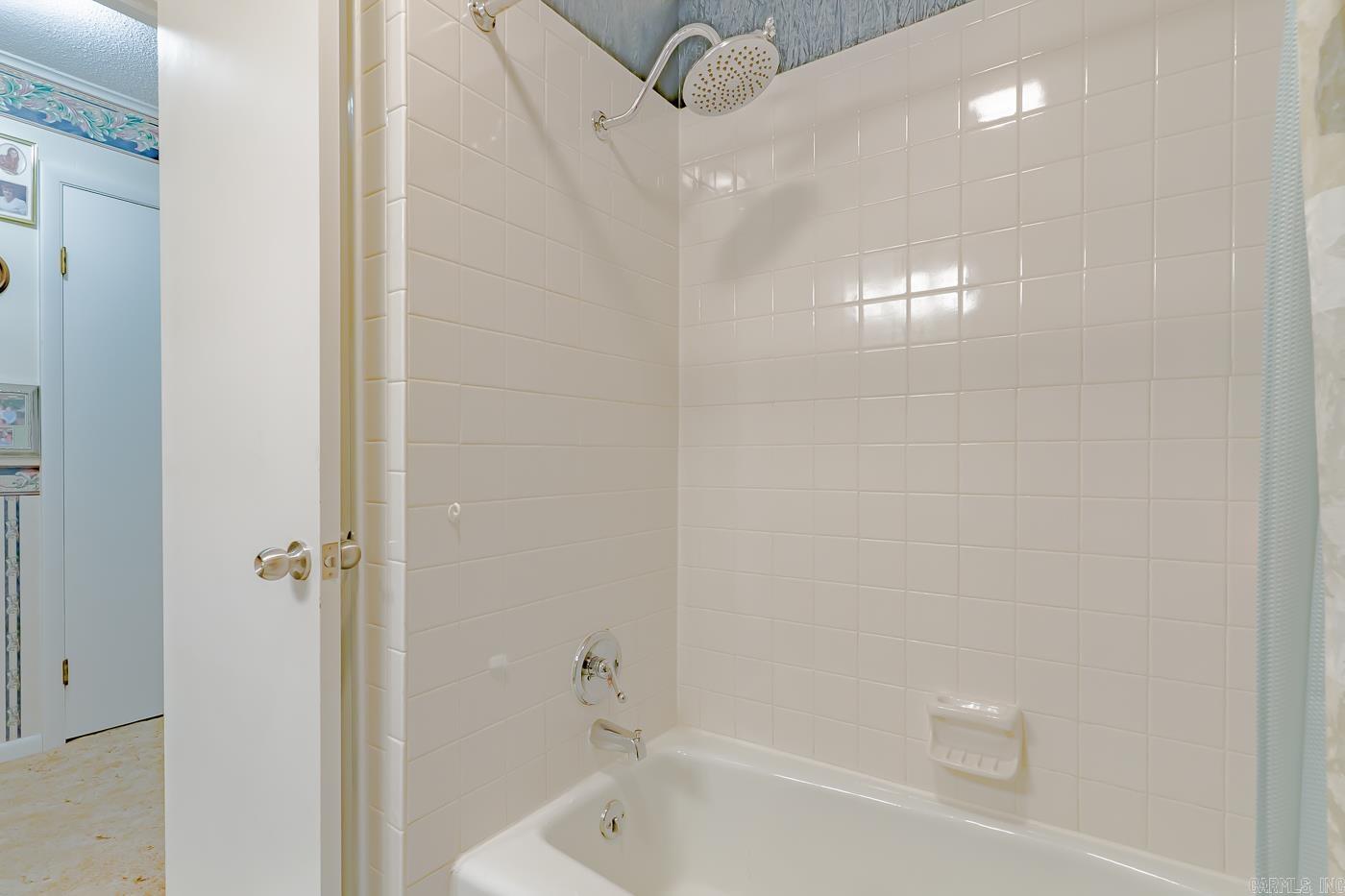 CROWN ADDITION - Residential