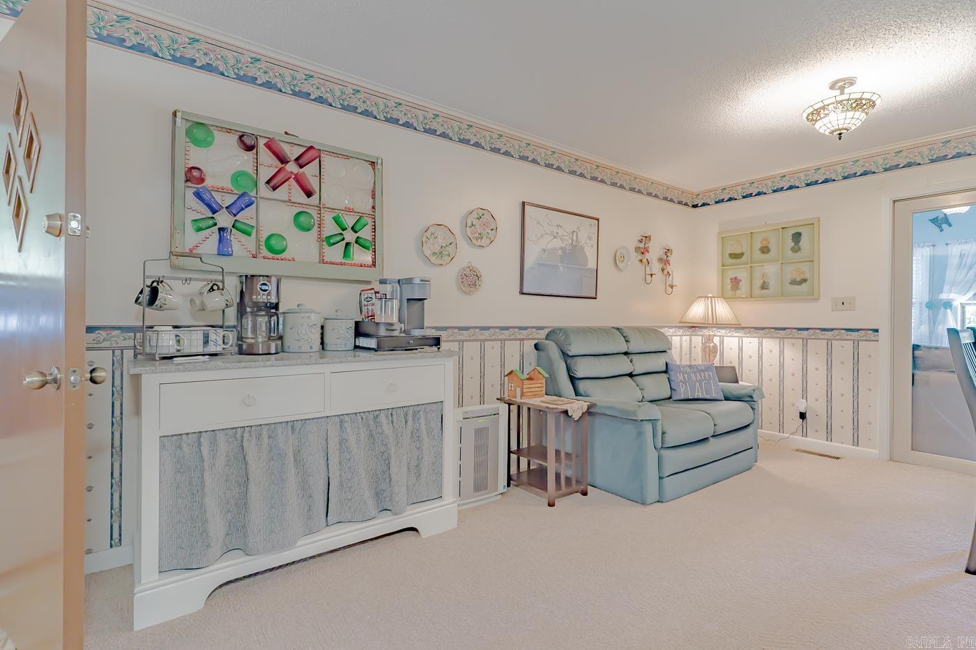 CROWN ADDITION - Residential