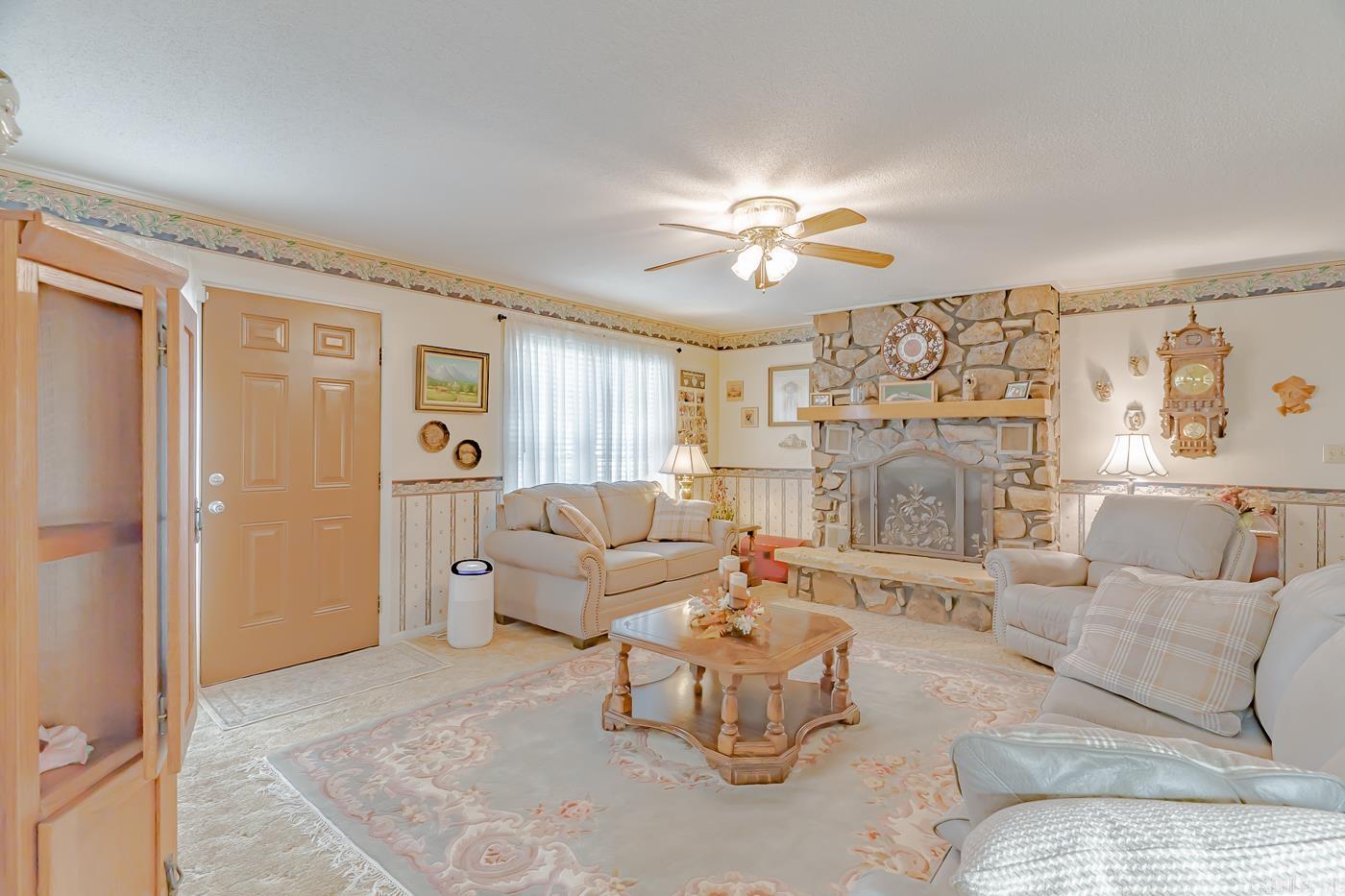 CROWN ADDITION - Residential