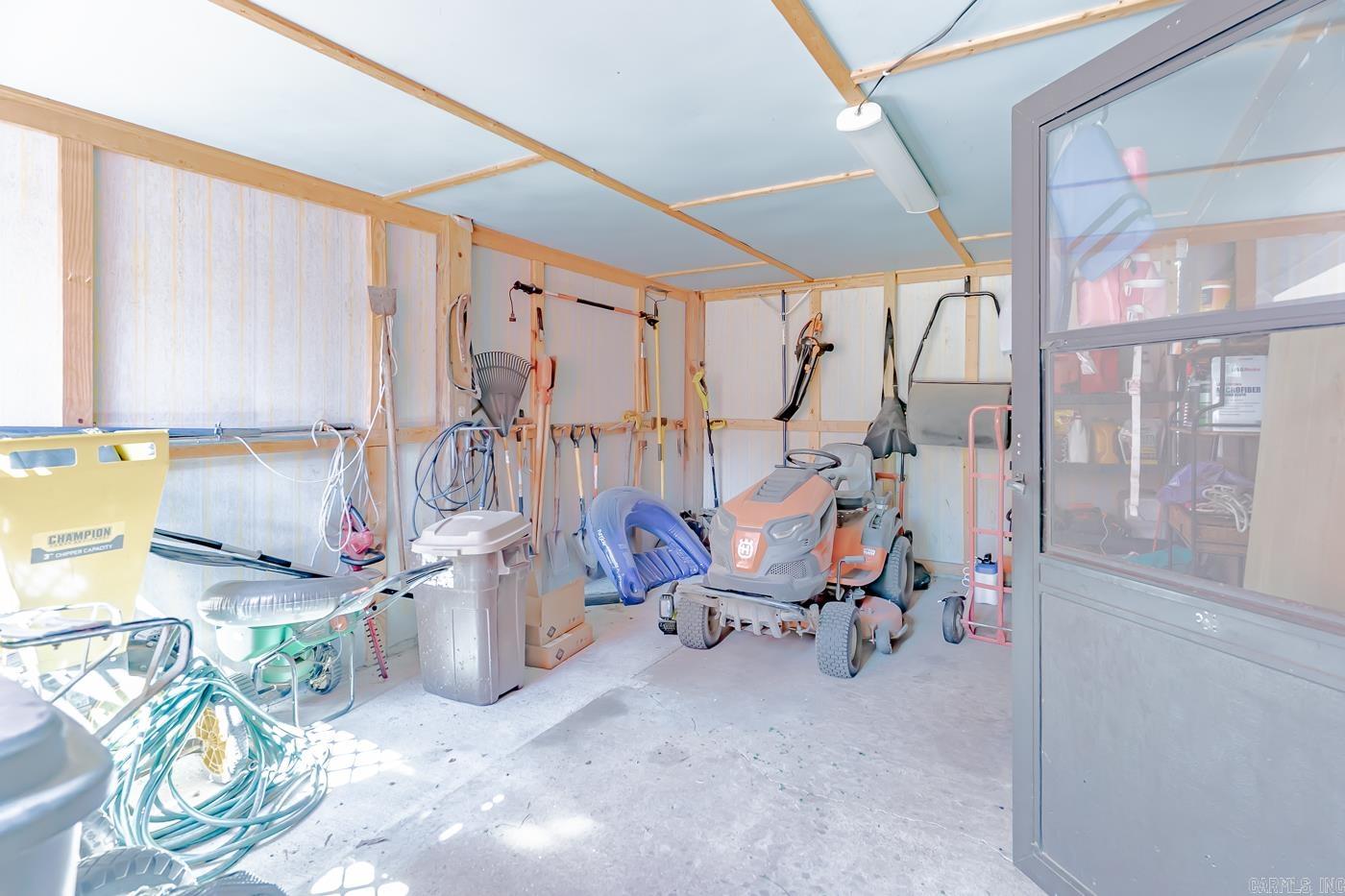 CROWN ADDITION - Residential