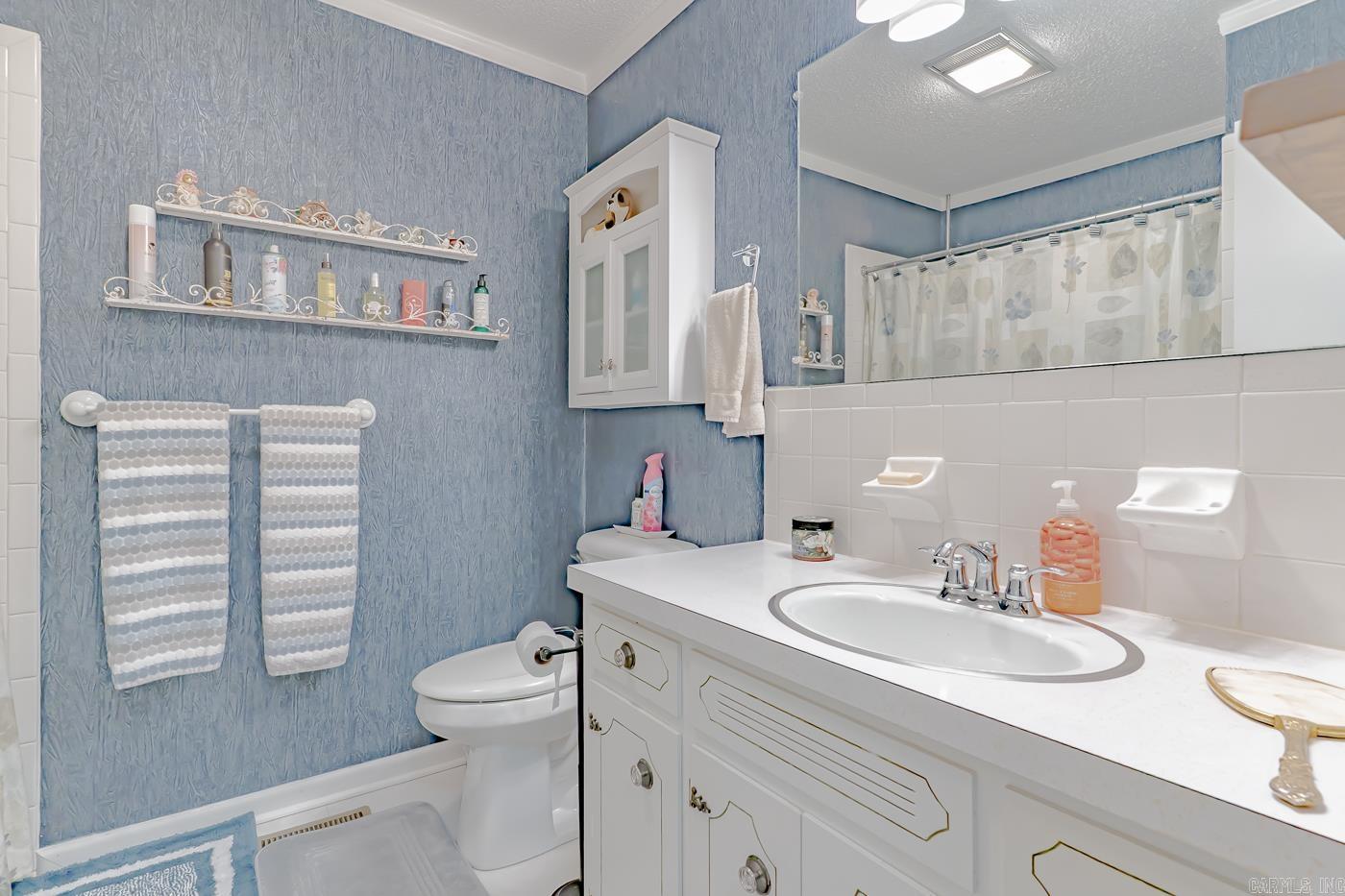 CROWN ADDITION - Residential