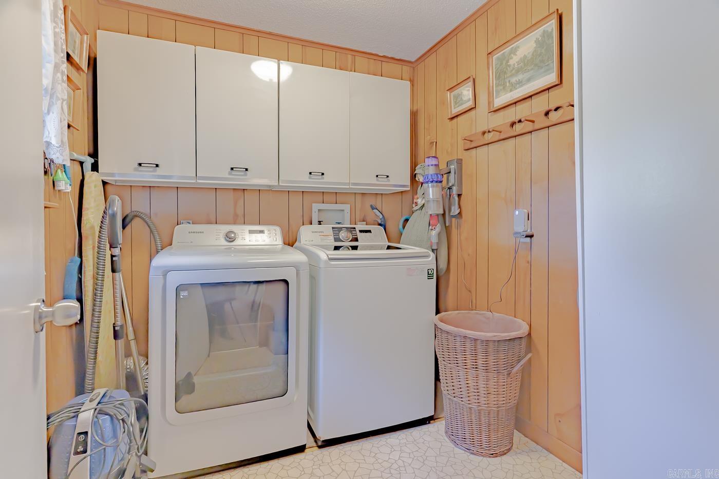 CROWN ADDITION - Residential