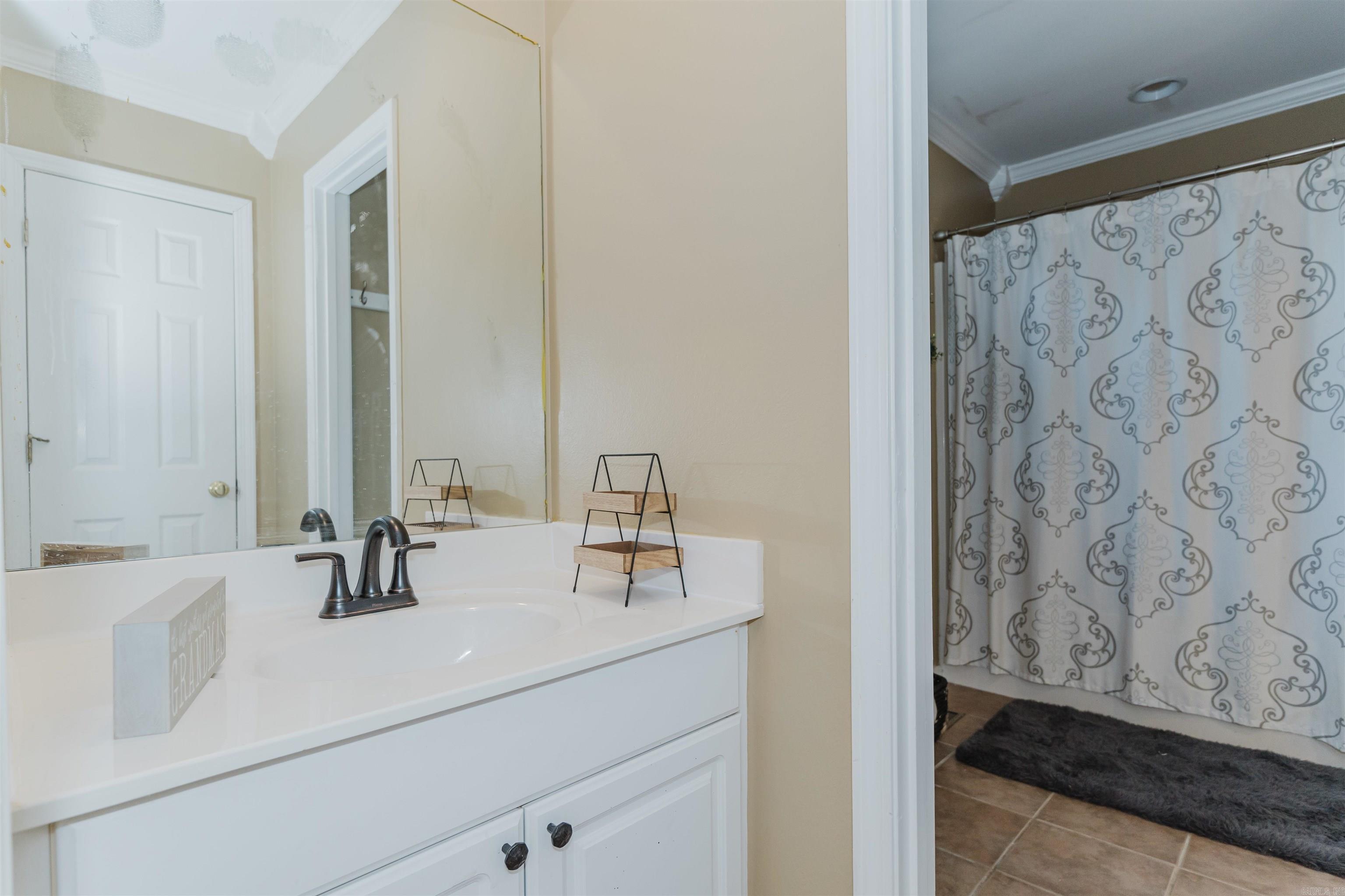 FOX RIDGE - Residential