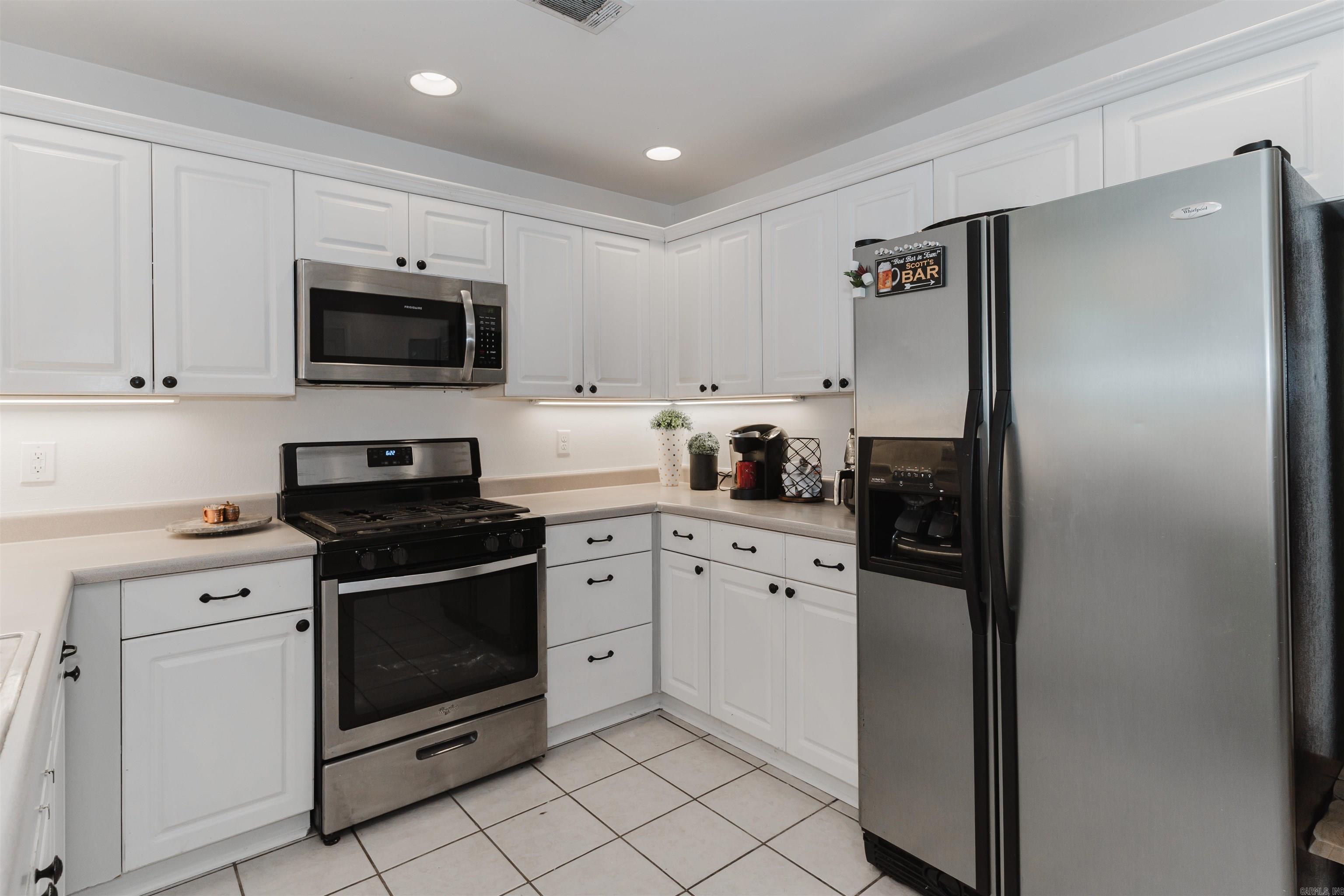 FOX RIDGE - Residential