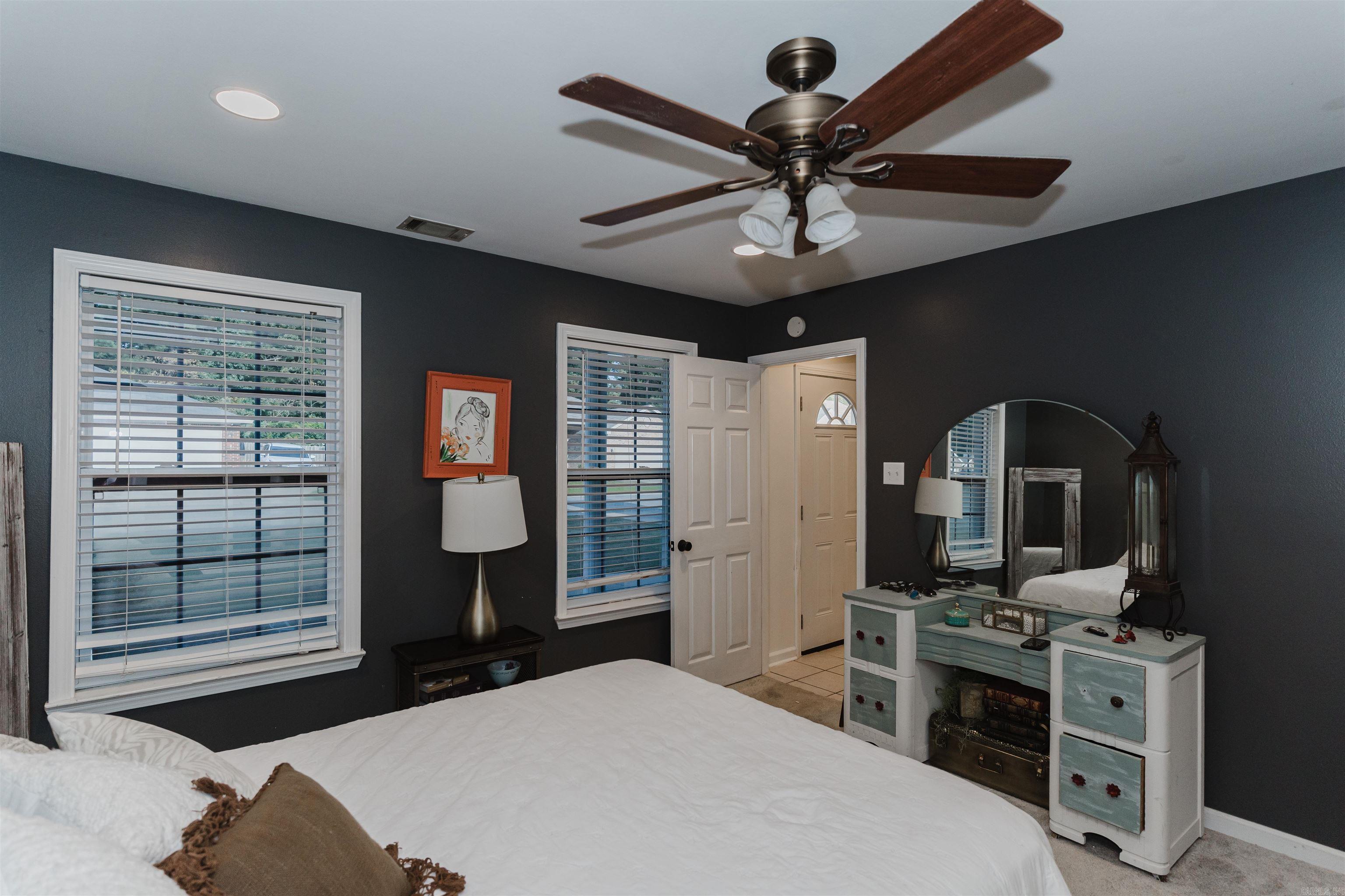 FOX RIDGE - Residential