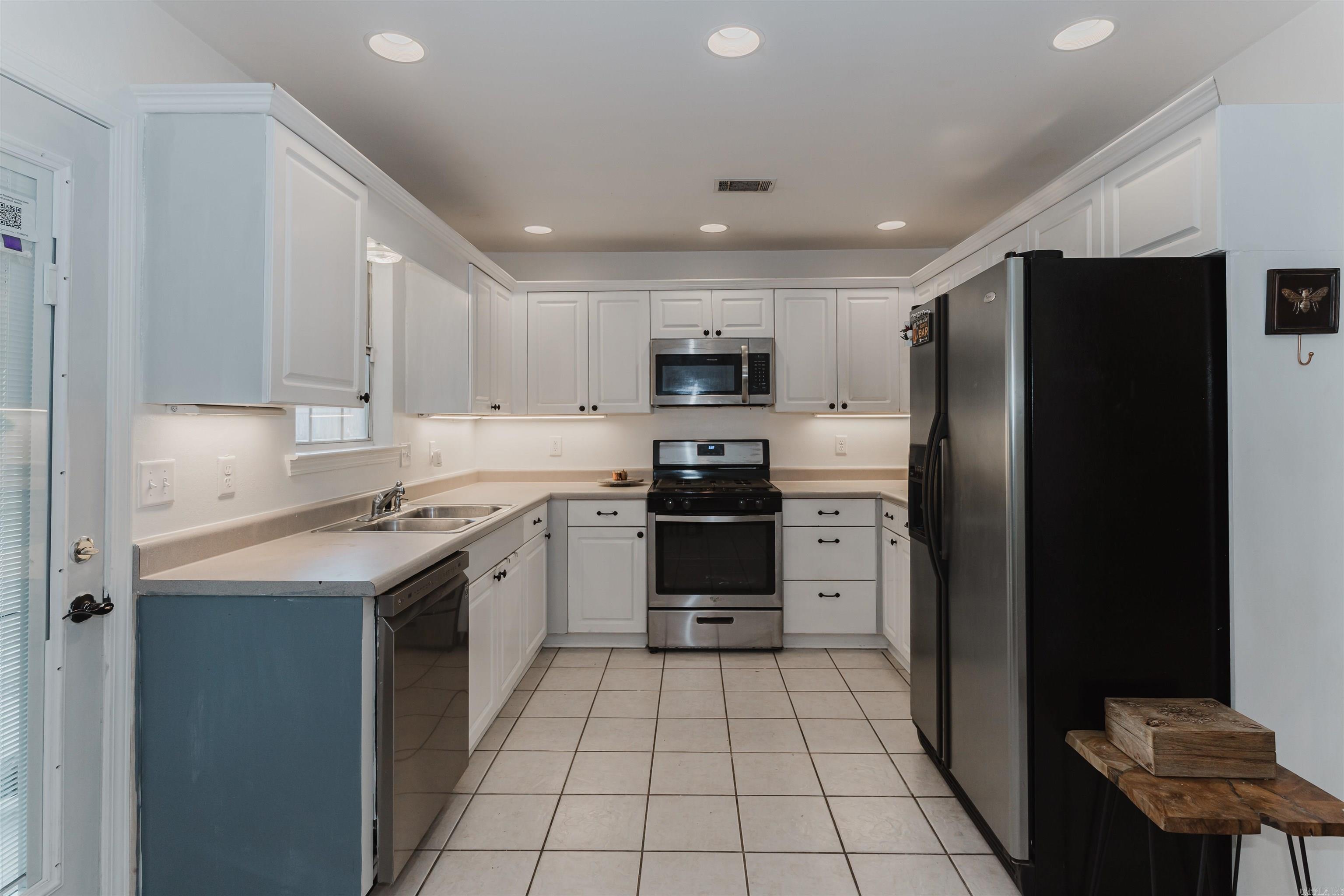 FOX RIDGE - Residential