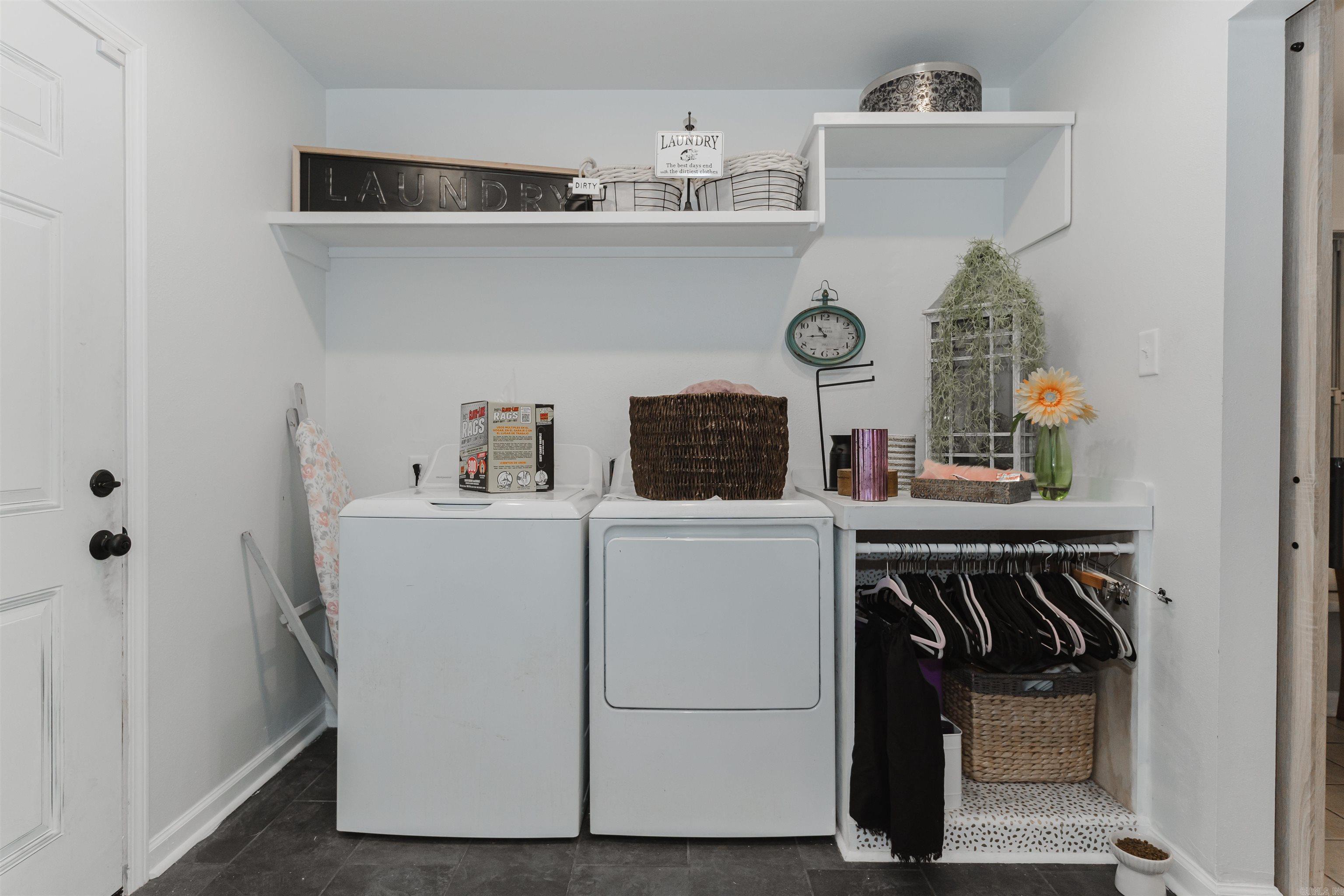 FOX RIDGE - Residential