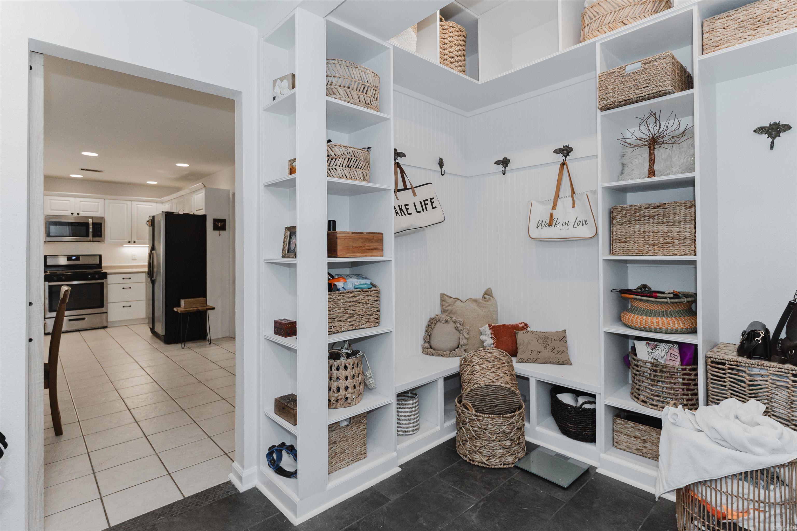 FOX RIDGE - Residential