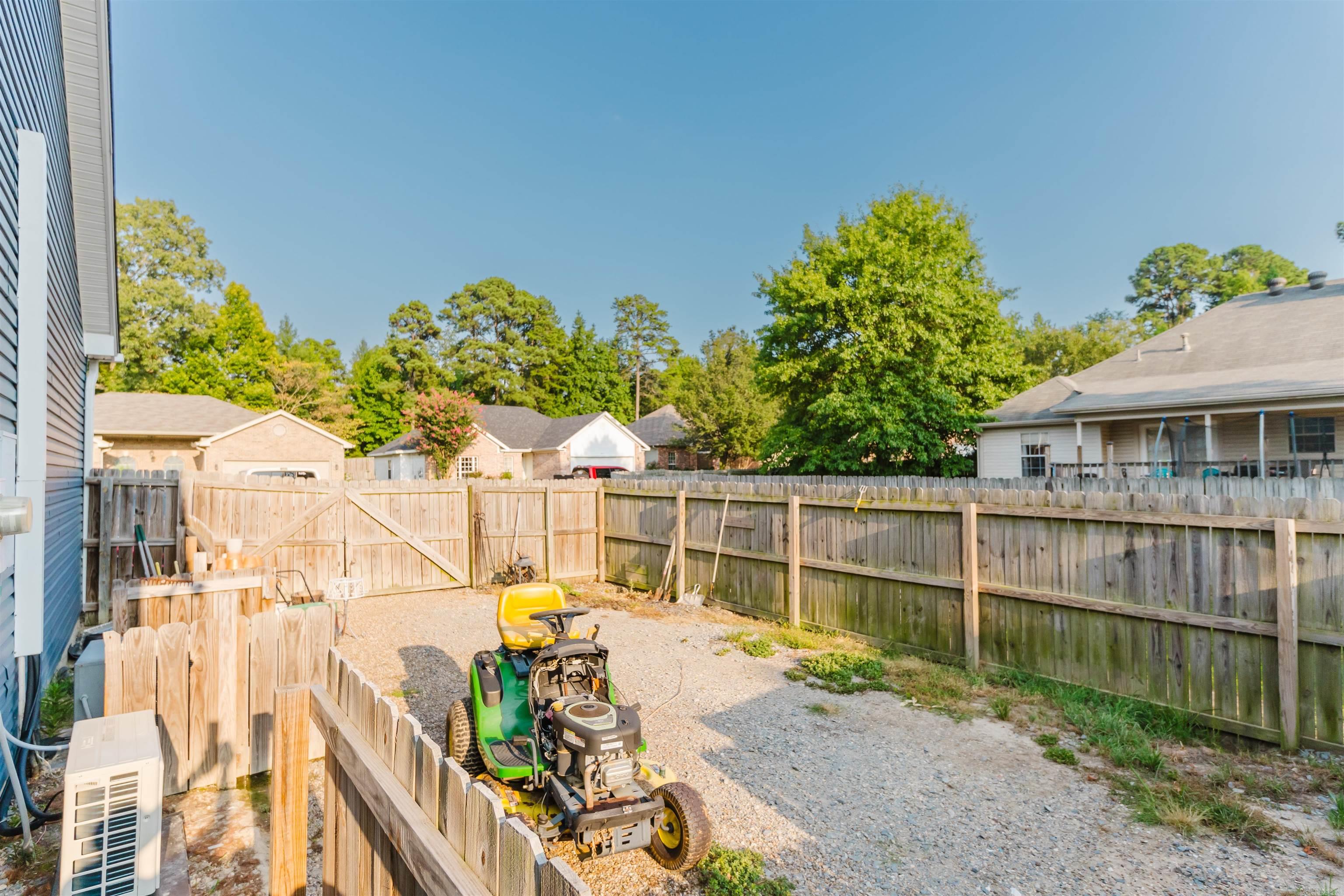 FOX RIDGE - Residential