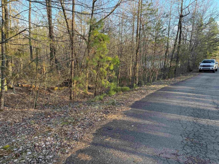 VERY NICE LOCATION...LAKE BALBOA NEARBY...CALL RIGHT AWAY...
