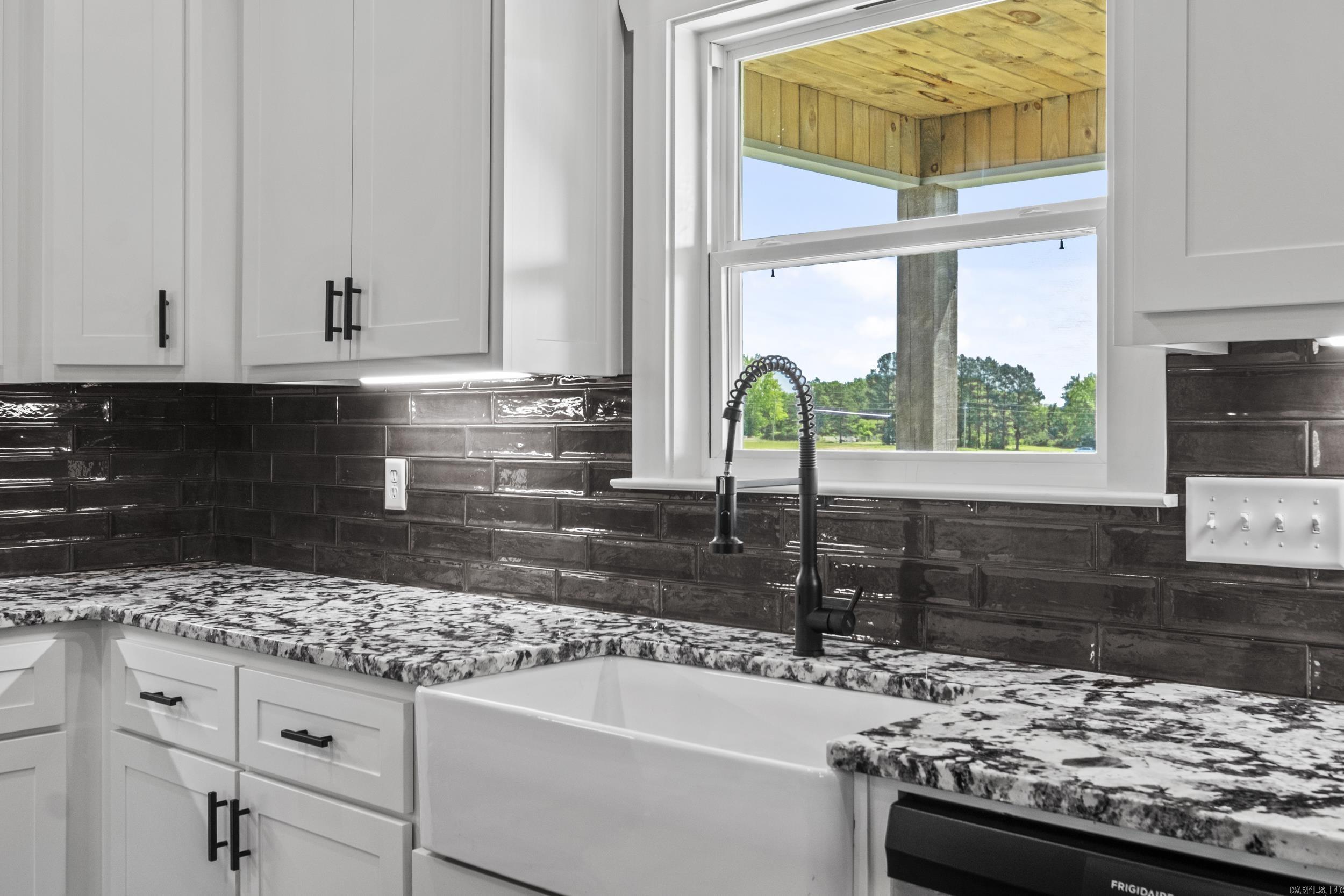 WINDRIDGE ESTATES PHASE 1 - Residential