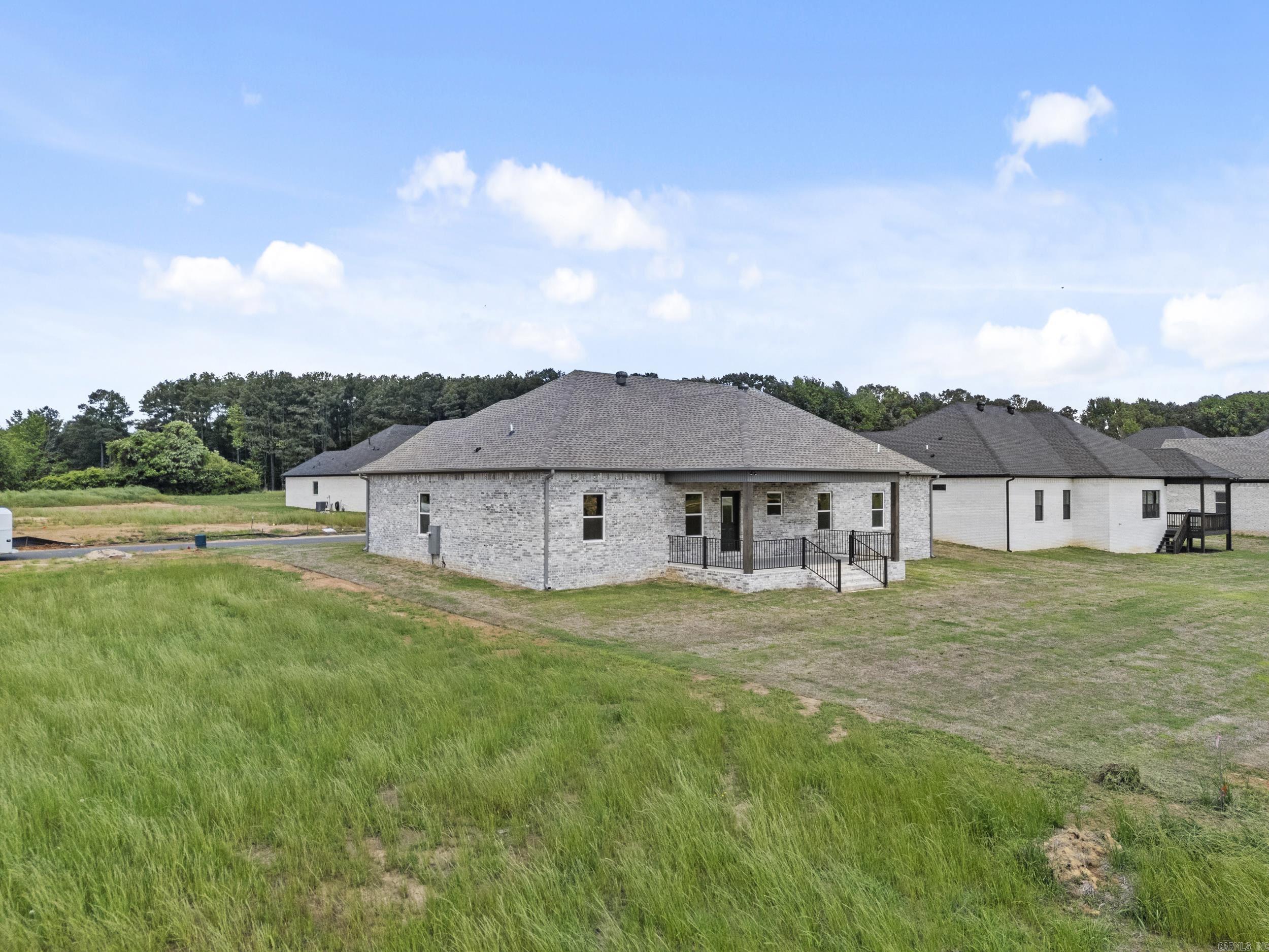 WINDRIDGE ESTATES PHASE 1 - Residential