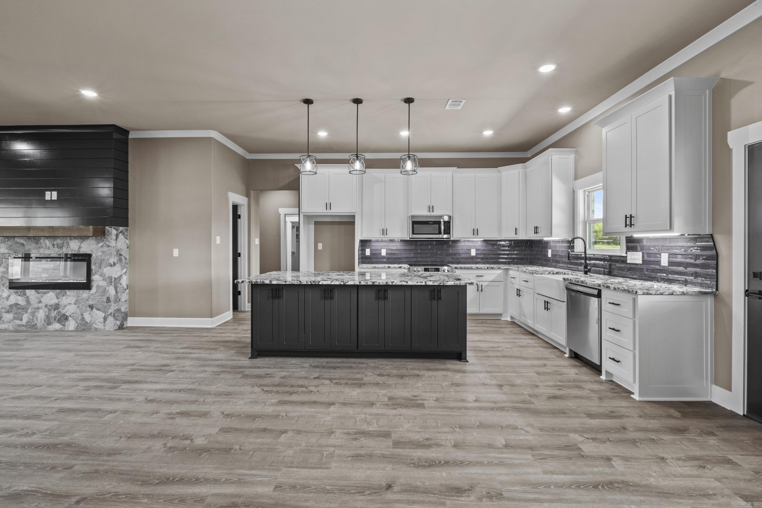 WINDRIDGE ESTATES PHASE 1 - Residential