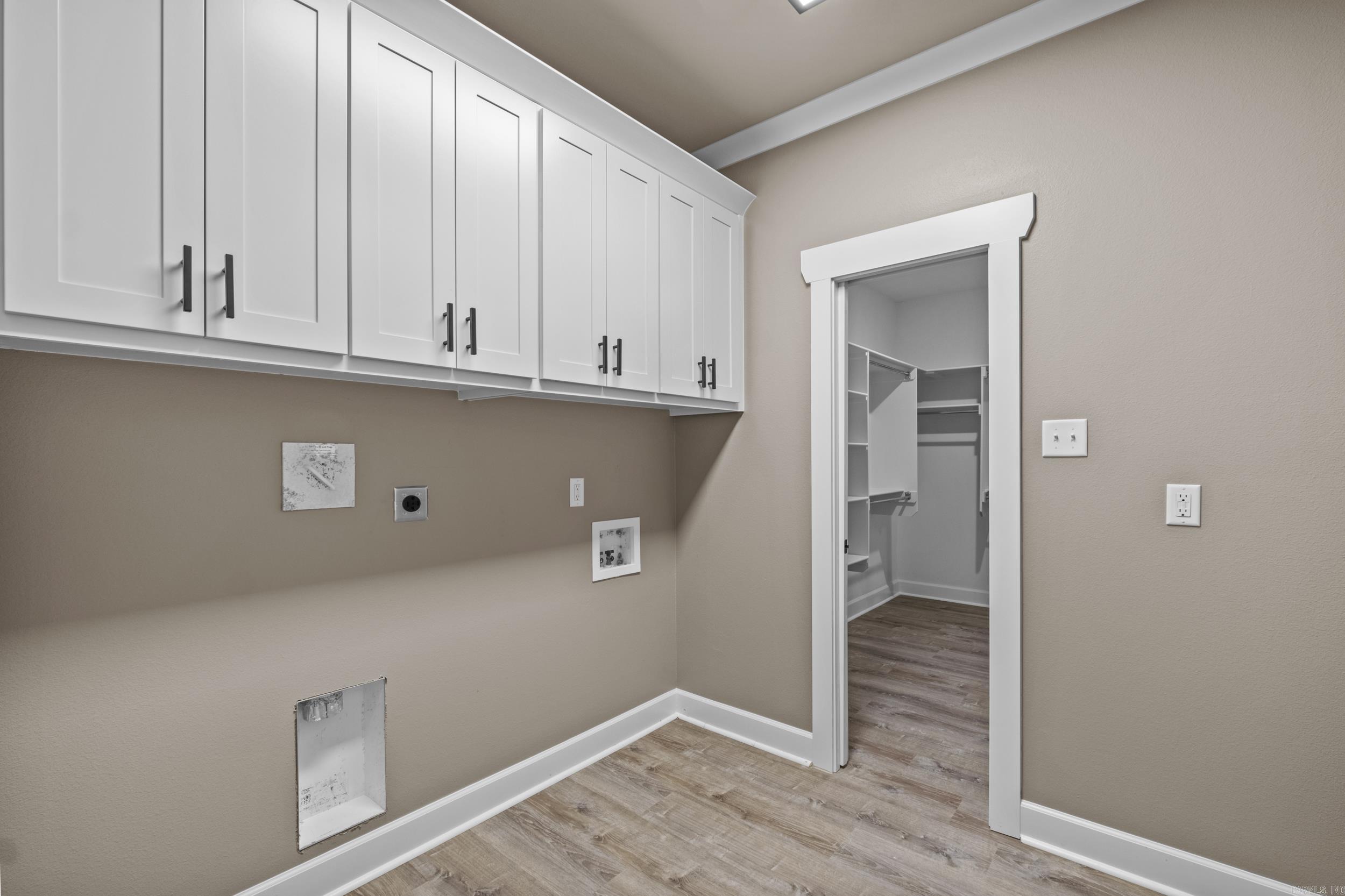 WINDRIDGE ESTATES PHASE 1 - Residential