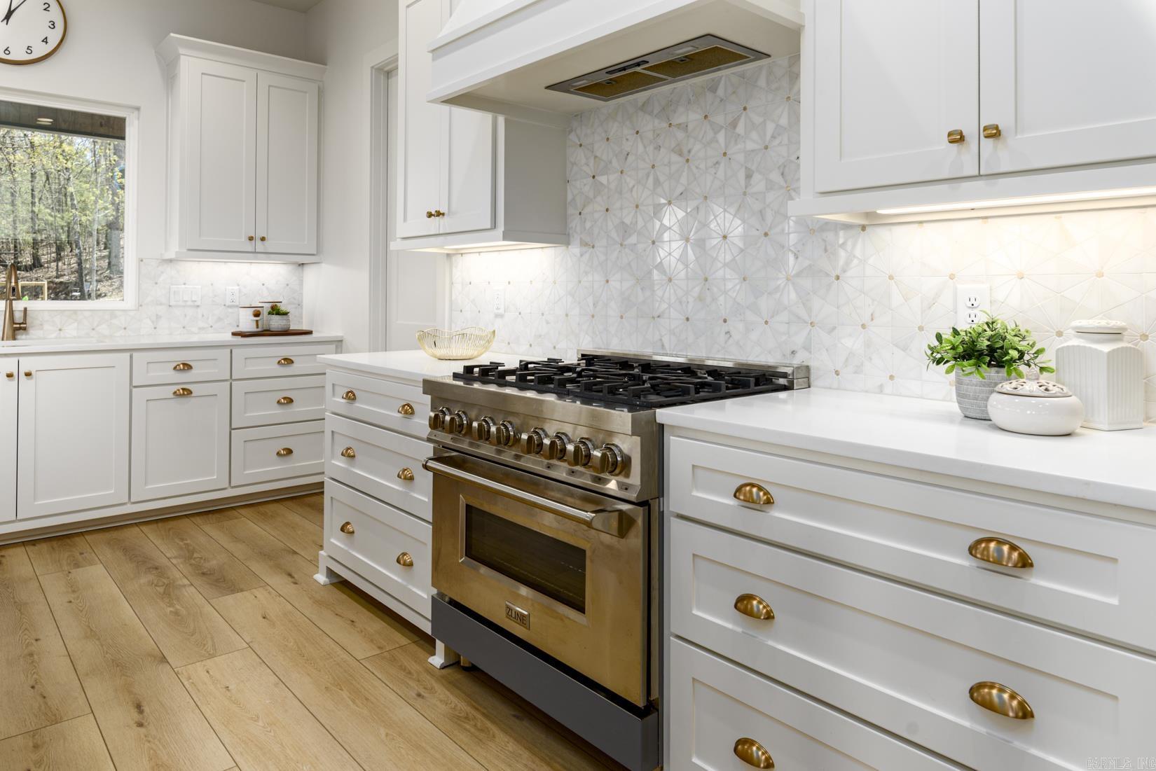 WATERVIEW ESTATES - Residential