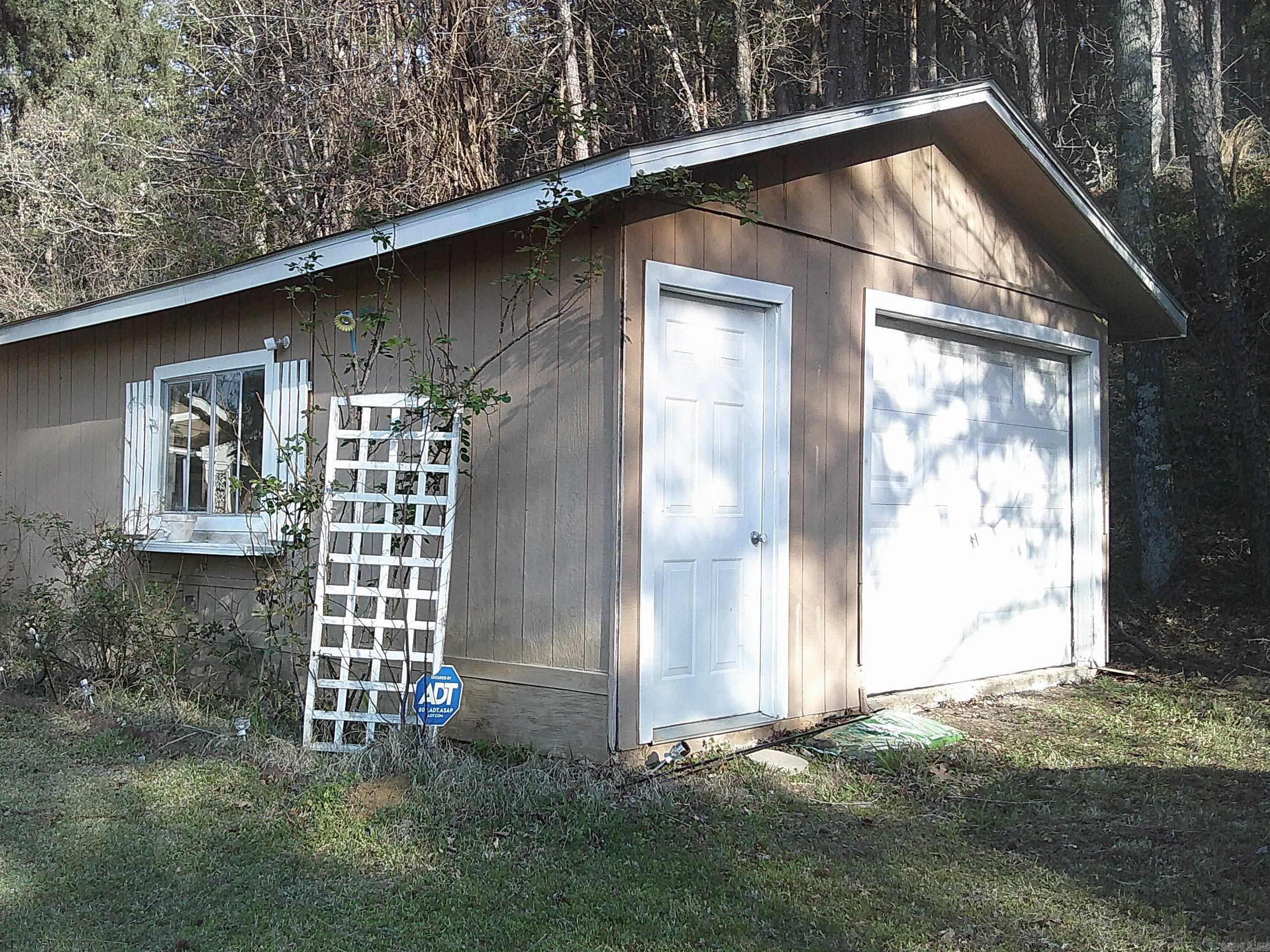 WOODLAWN SUBD - Residential